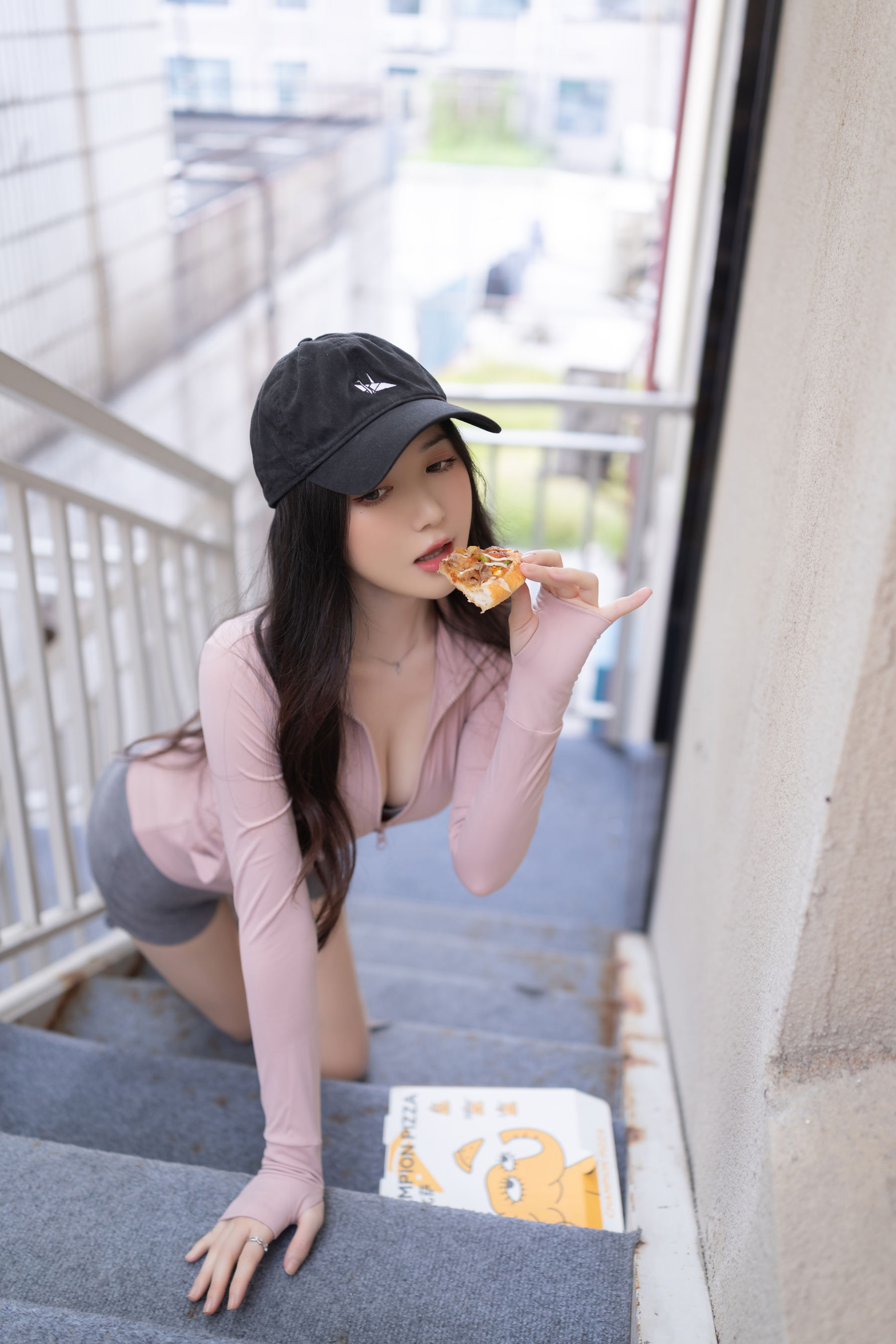 鱼子酱 - 披萨pizza/(120P)