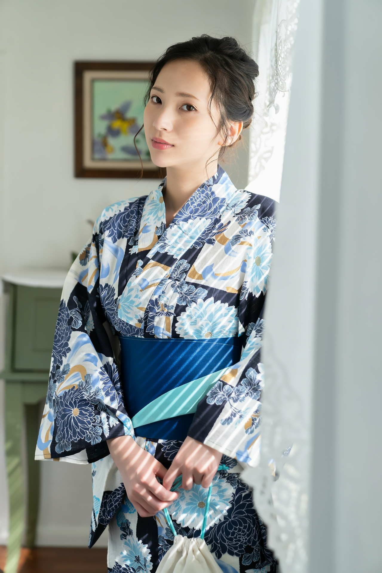 街山みほ - 煌めく紺碧の/(229P)