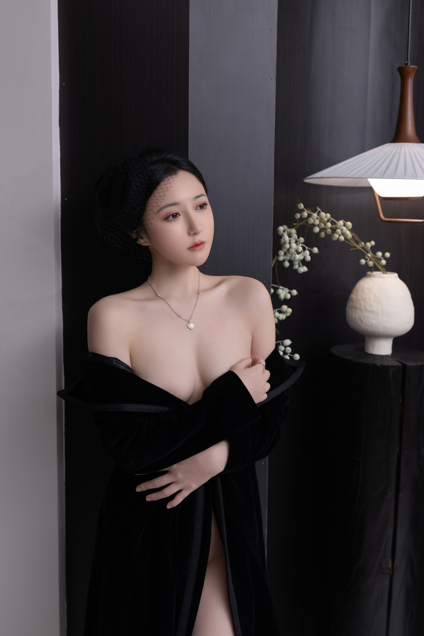 鱼子酱 - 未亡人/(120P)