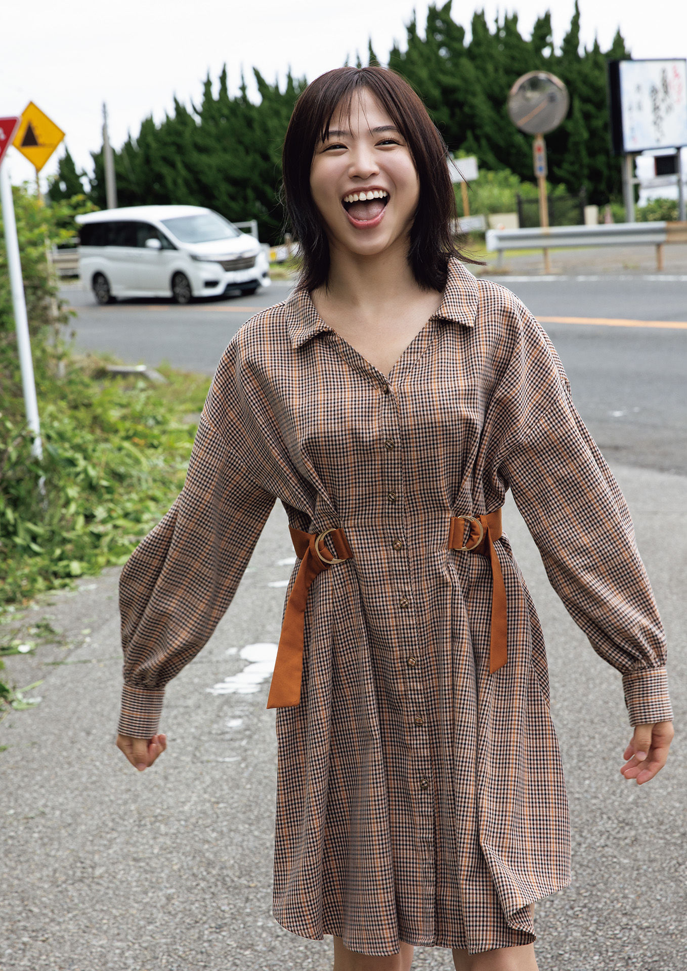 鈴原りこ - もっといっぱい、すきになる/(85P)