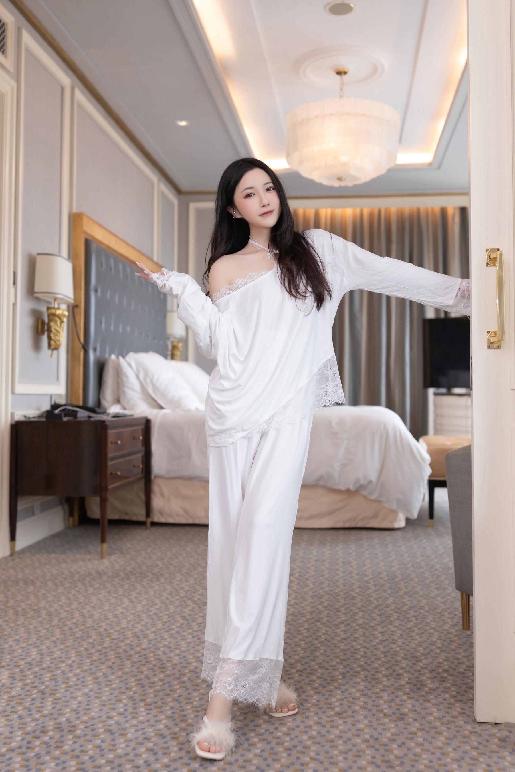 鱼子酱 - 温柔姐姐/(120P)