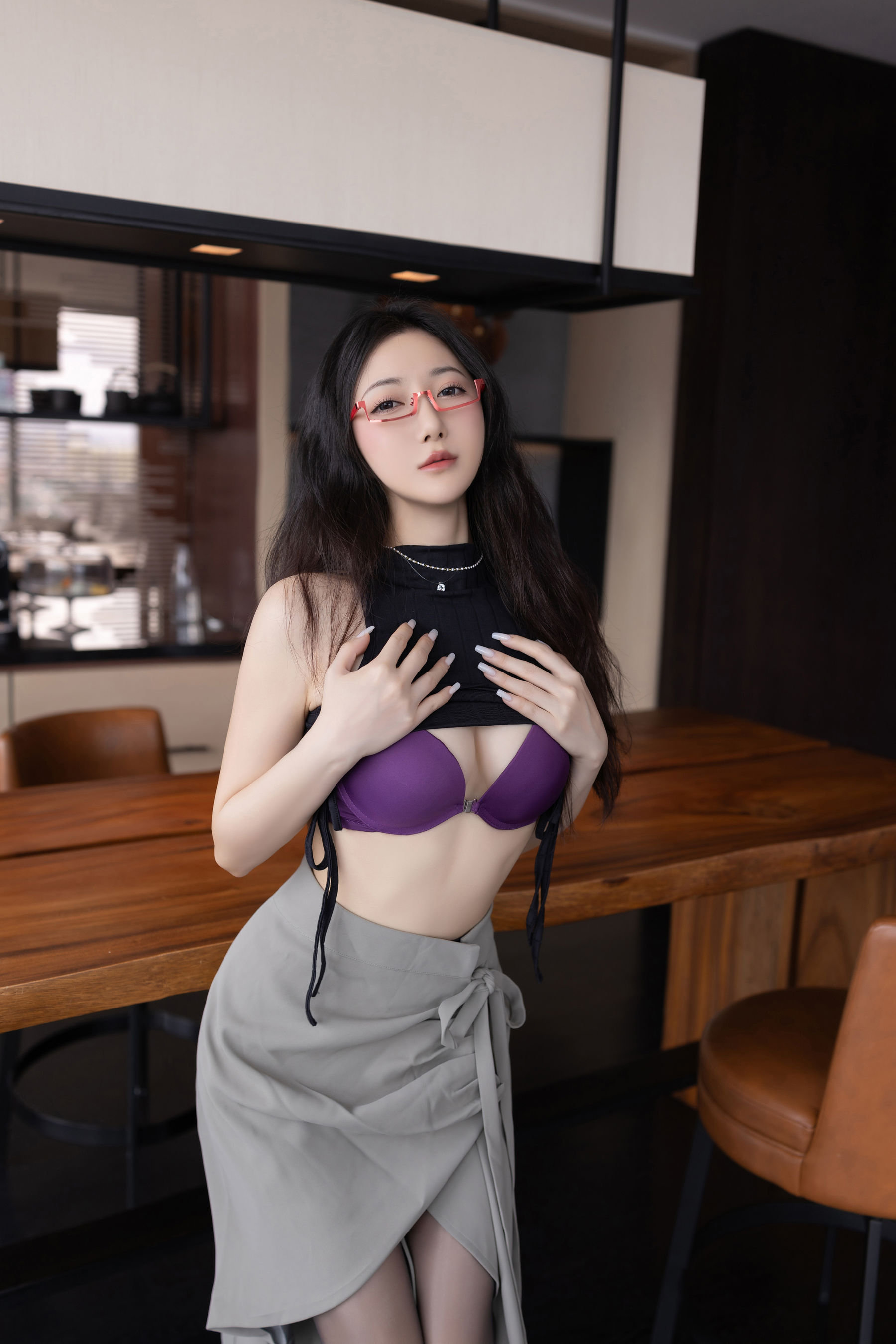 鱼子酱 - 眼镜娘/(120P)