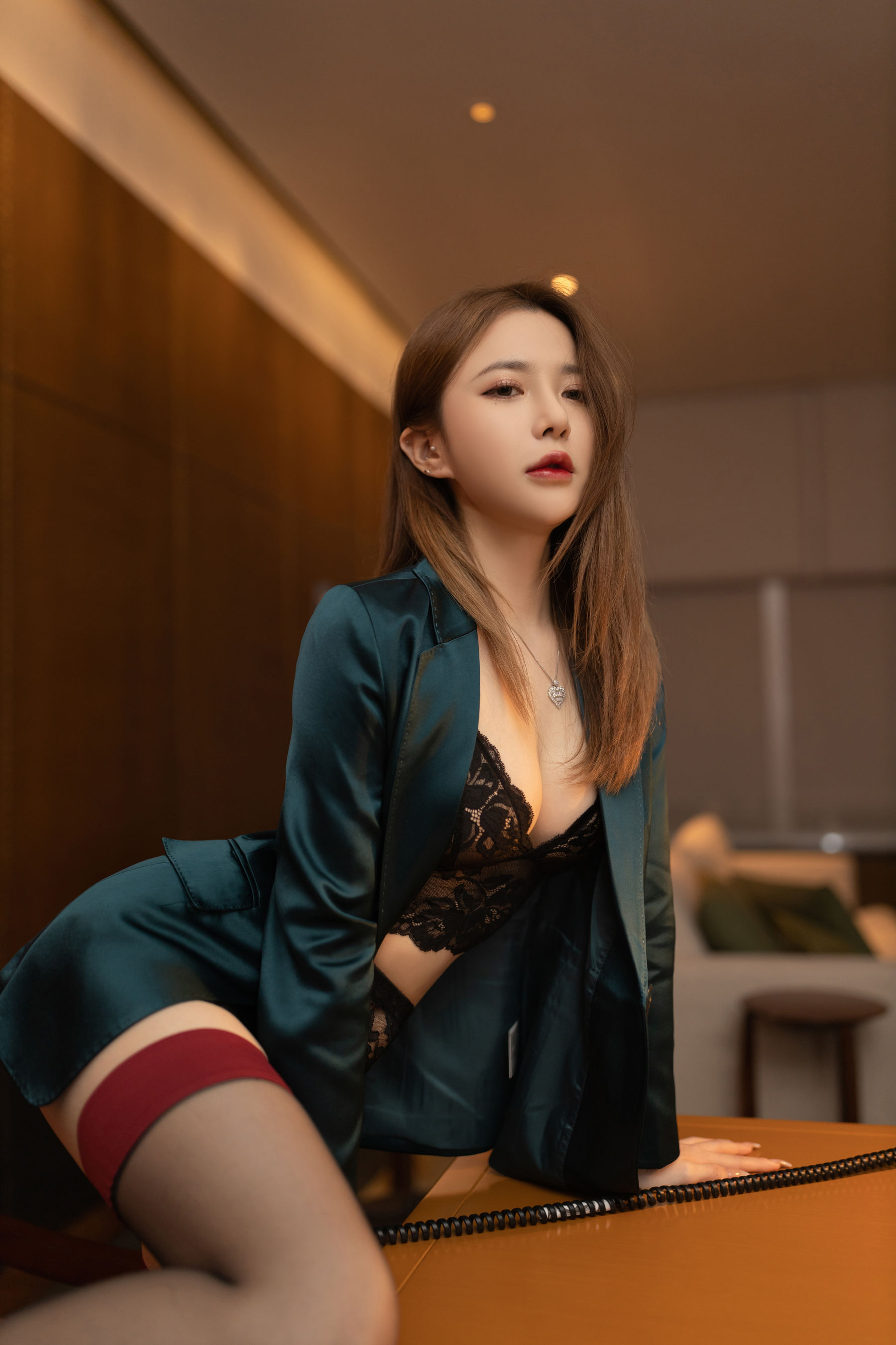 鱼子酱 - 寂寞女老板/(115P)