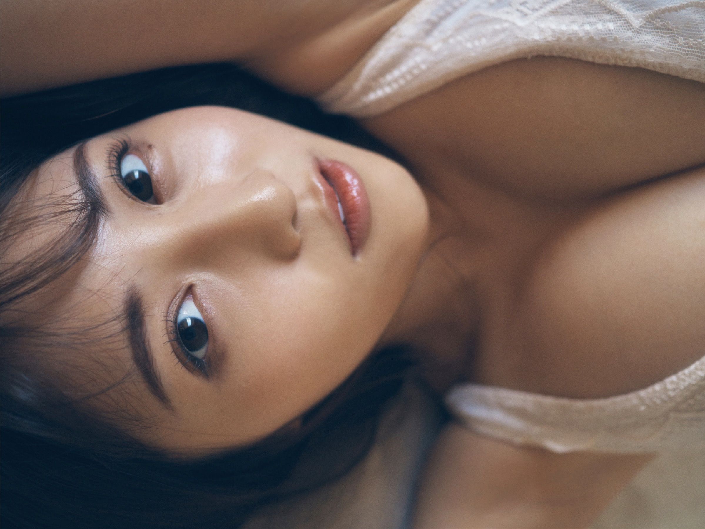 辻りりさ - She is Perfect 前編/(40P)