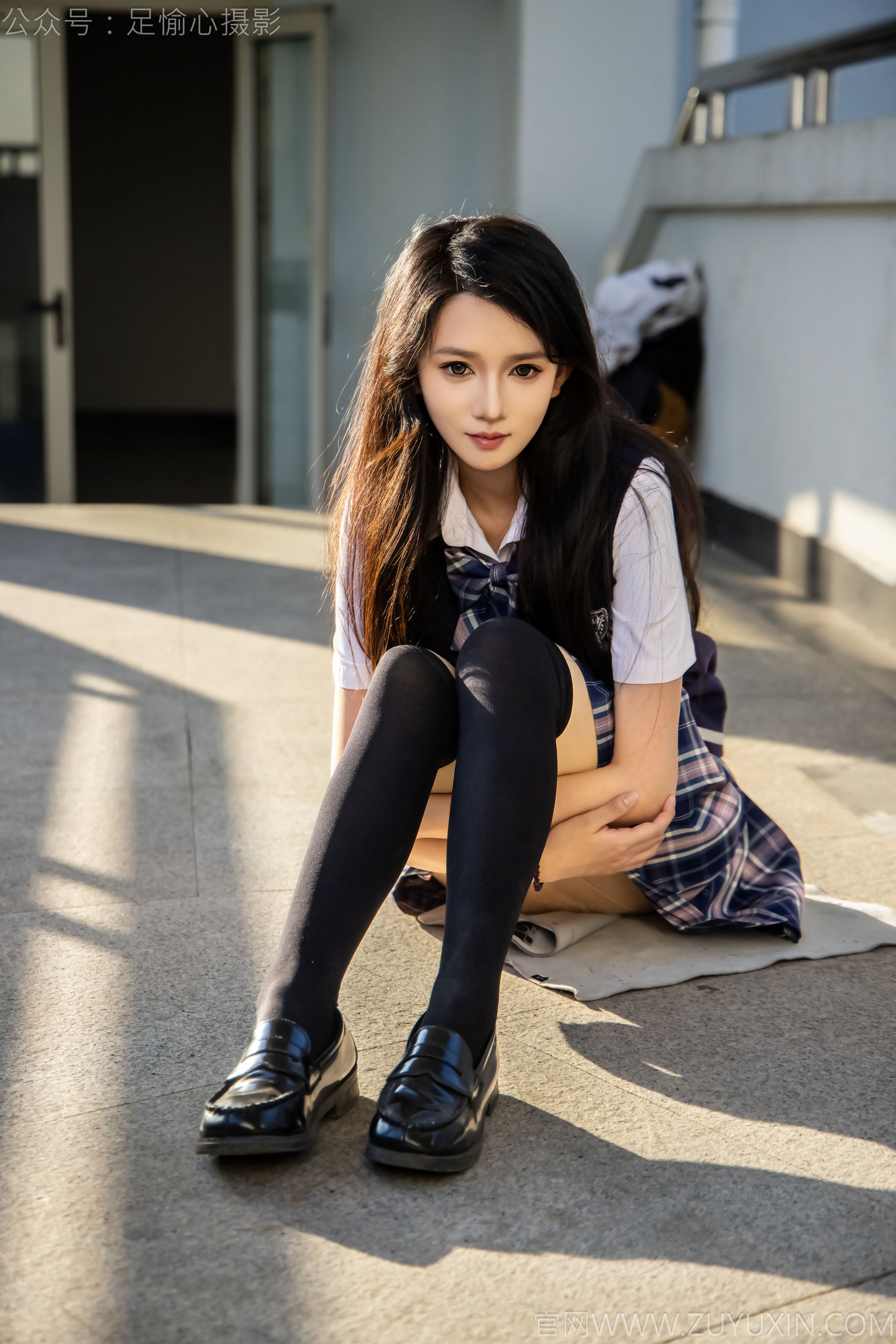 足愉心 No.019 果酱 （搭配：JK制服、小皮鞋、黑色丝袜、肉色打底裤）/(109P)