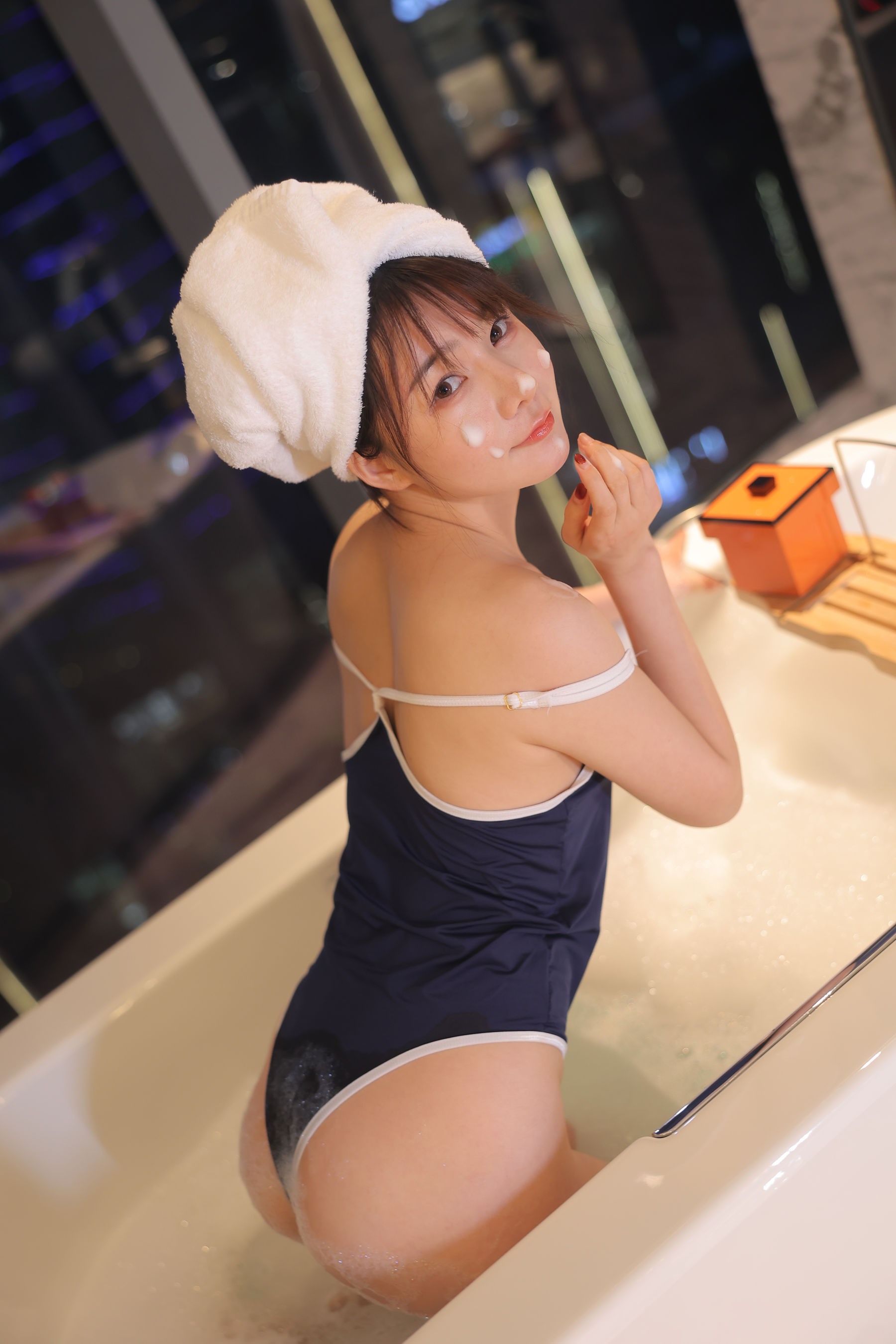 绾绾么 - 泡泡浴/(503P)