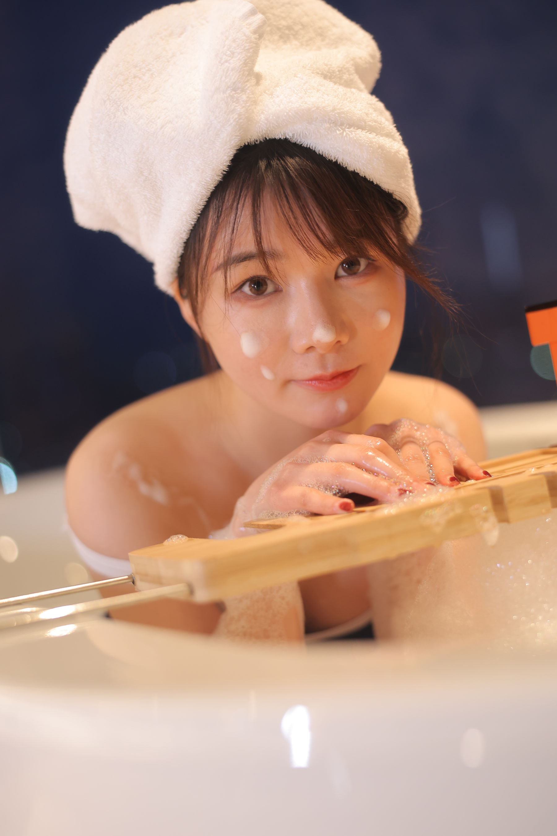 绾绾么 - 泡泡浴/(503P)