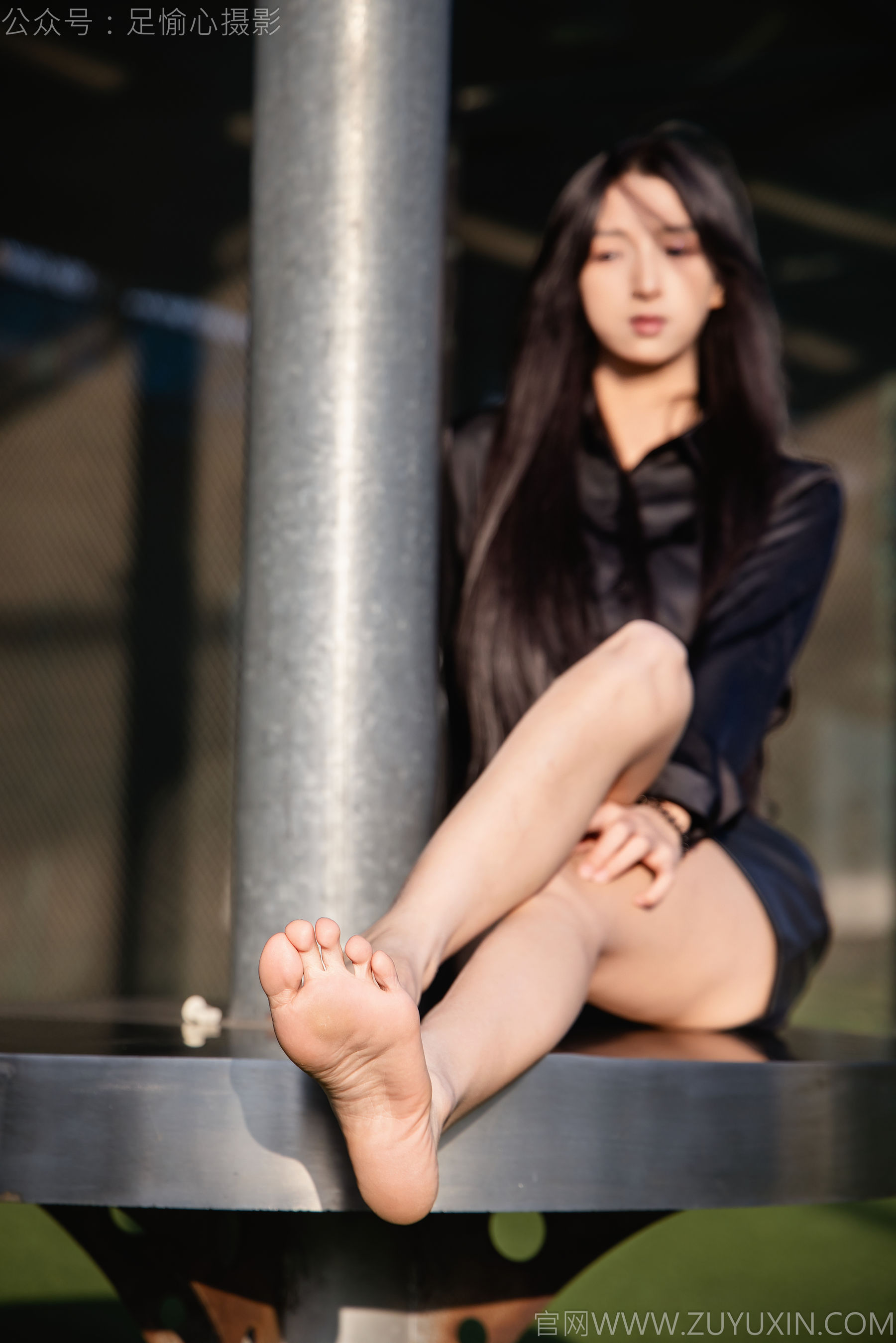 足愉心 No.020 云悦 （搭配：黑色衬衫、皮裙、高跟鞋、裸足）/(120P)