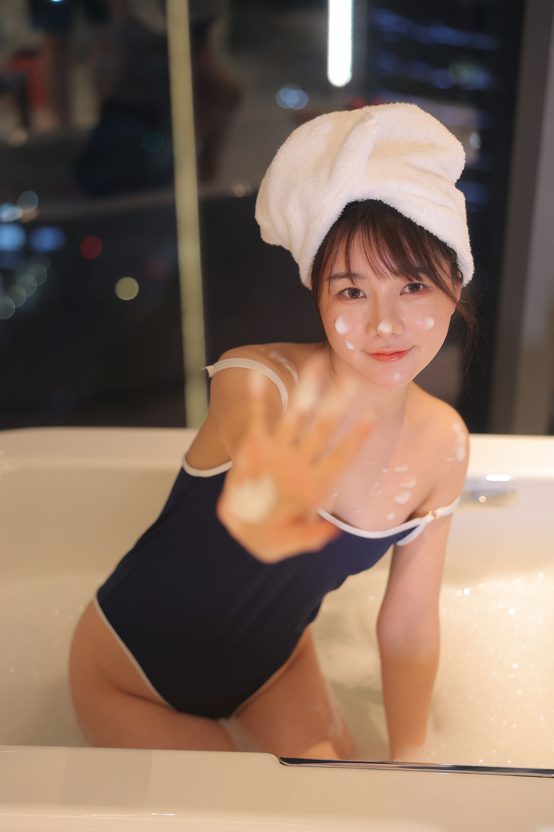 绾绾么 - 泡泡浴/(503P)