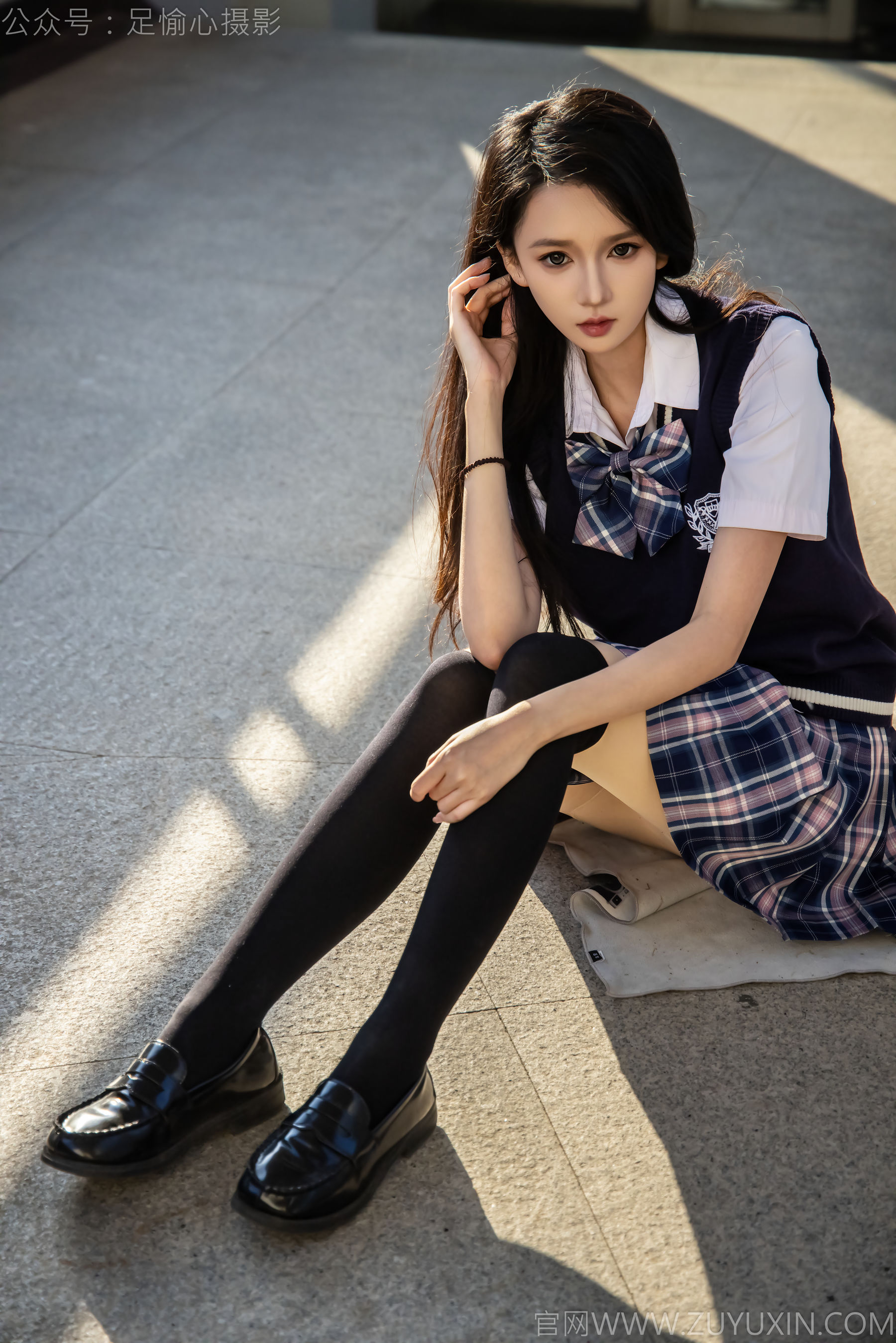 足愉心 No.019 果酱 （搭配：JK制服、小皮鞋、黑色丝袜、肉色打底裤）/(109P)