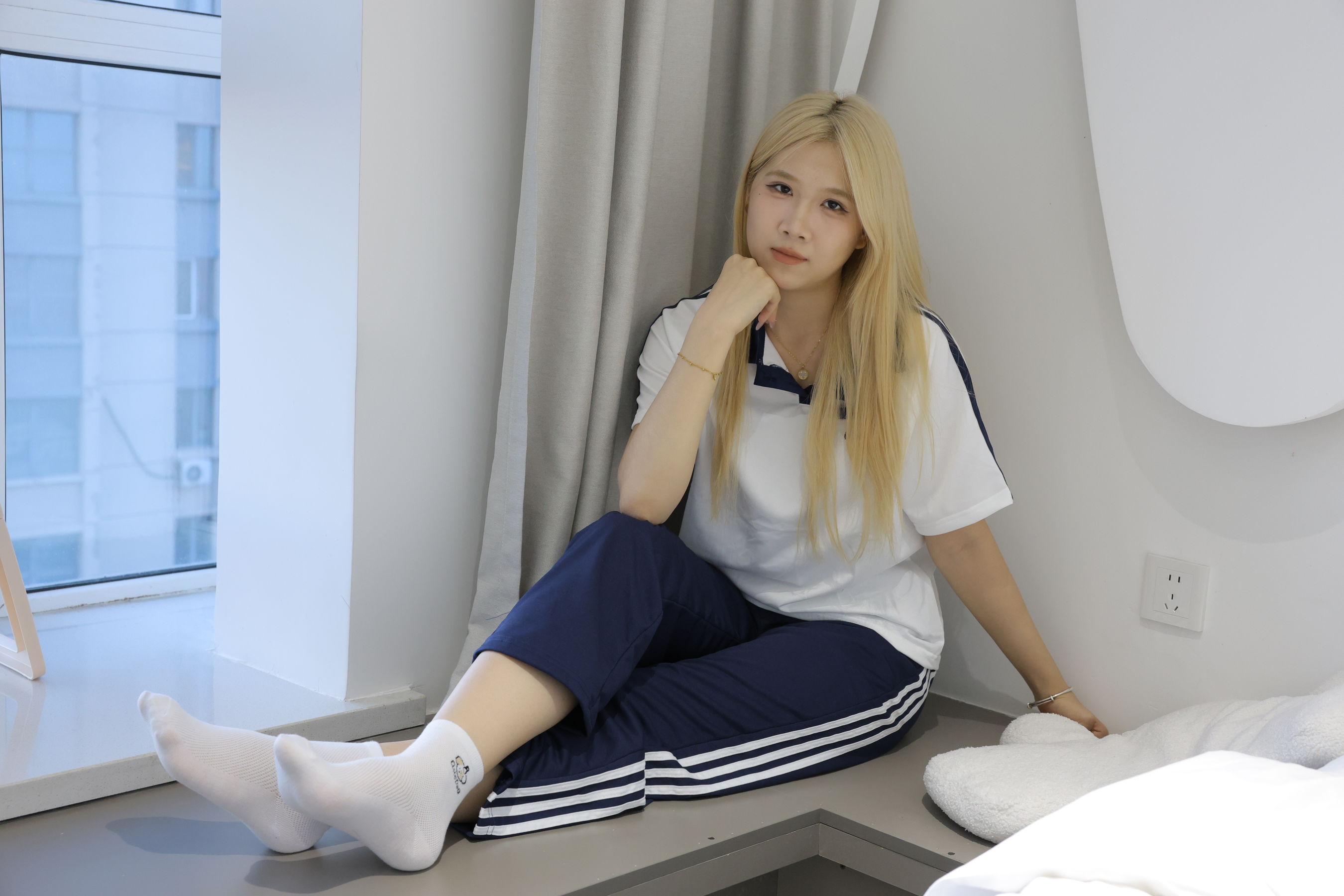 绮梦摄影 2024.09.12 No.022 栗子 珍藏无修无水印版/(385P)