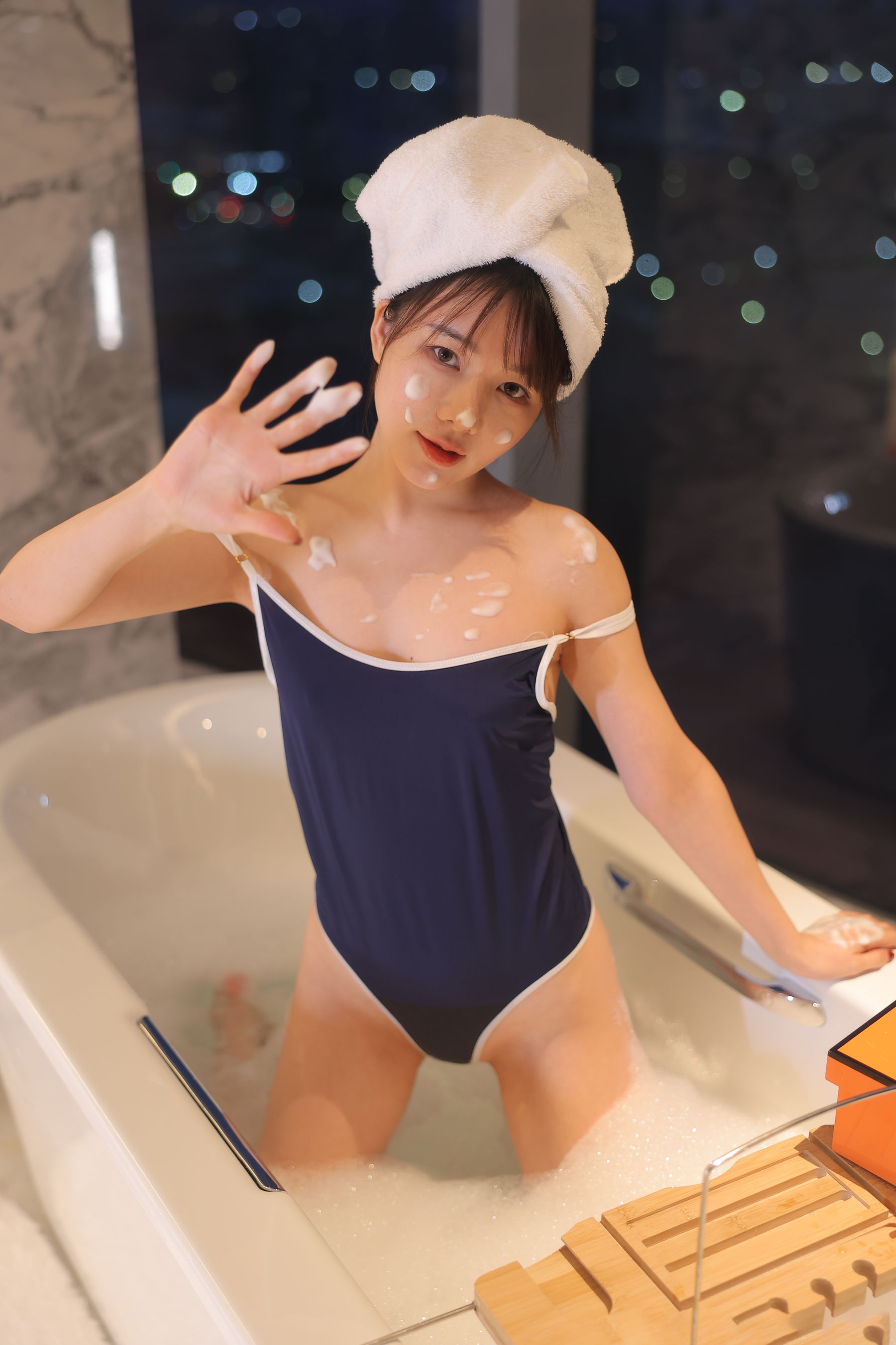 绾绾么 - 泡泡浴/(503P)