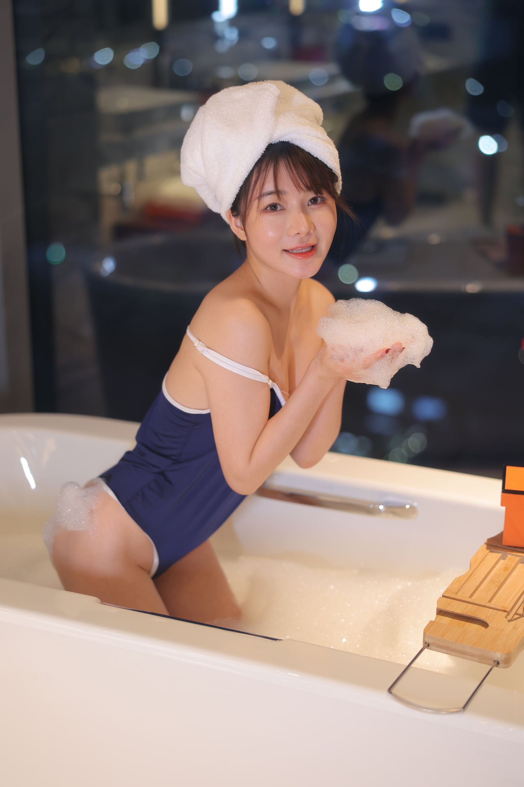 绾绾么 - 泡泡浴/(503P)