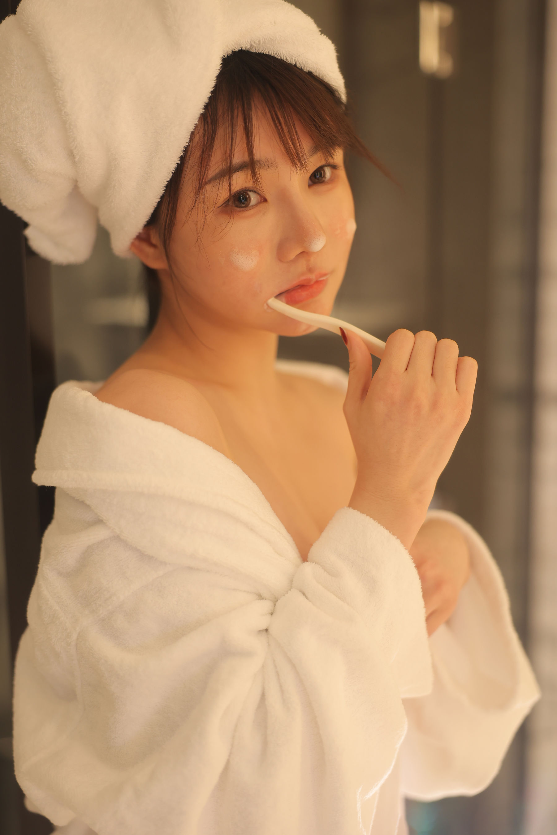 绾绾么 - 泡泡浴/(503P)