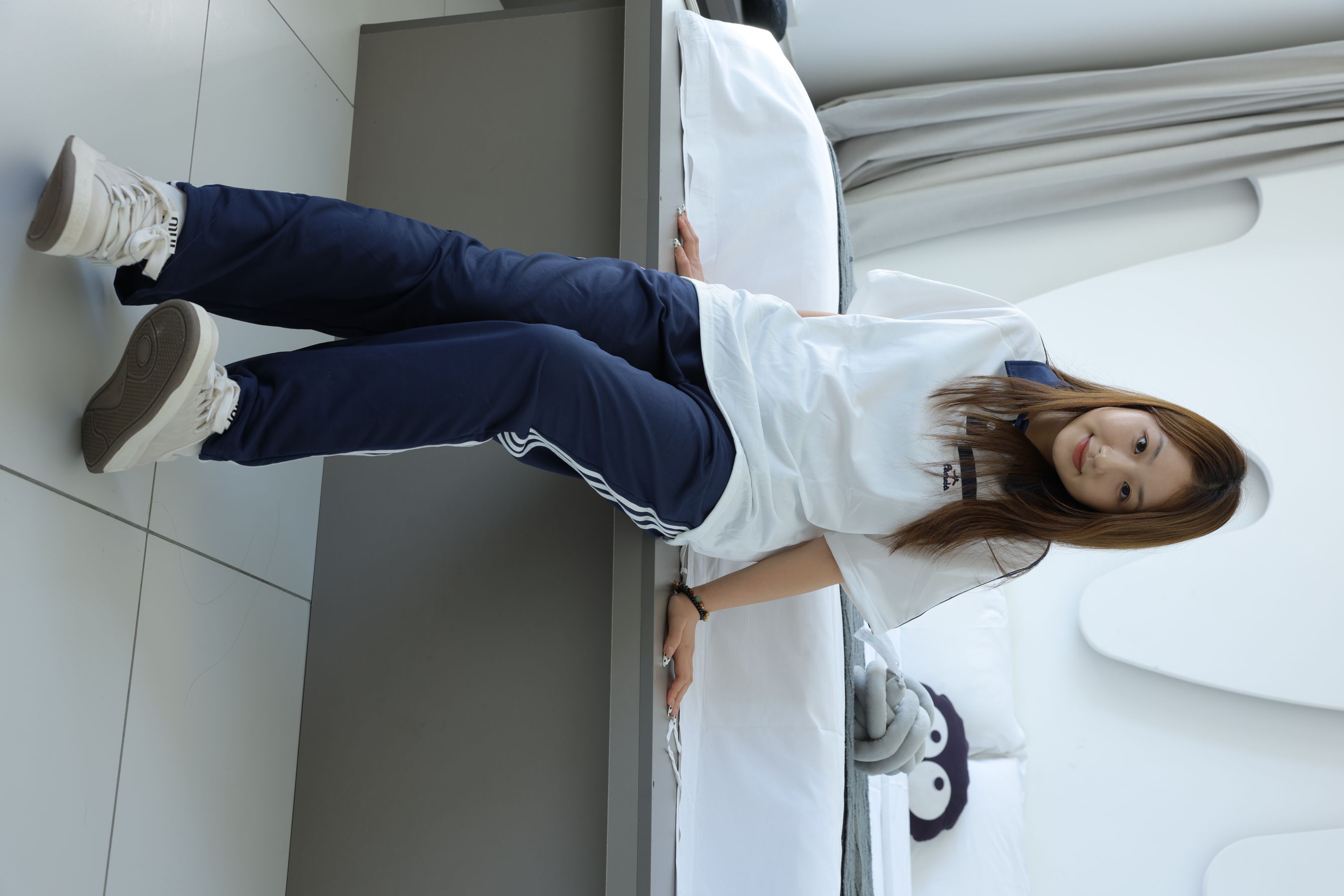 绮梦摄影 2024.09.18 No.025 雨薇 珍藏无修无水印版/(431P)