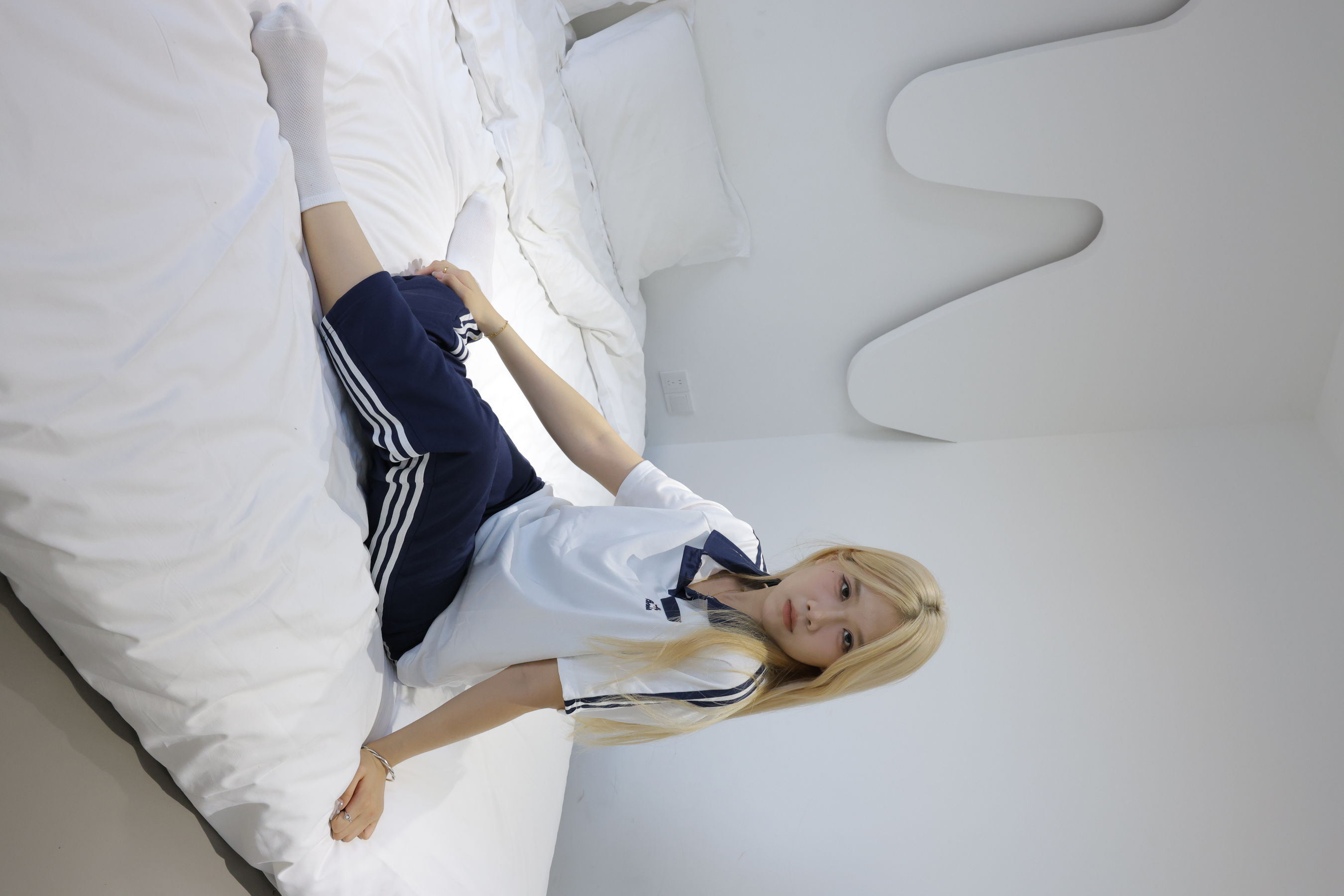 绮梦摄影 2024.09.12 No.022 栗子 珍藏无修无水印版/(385P)