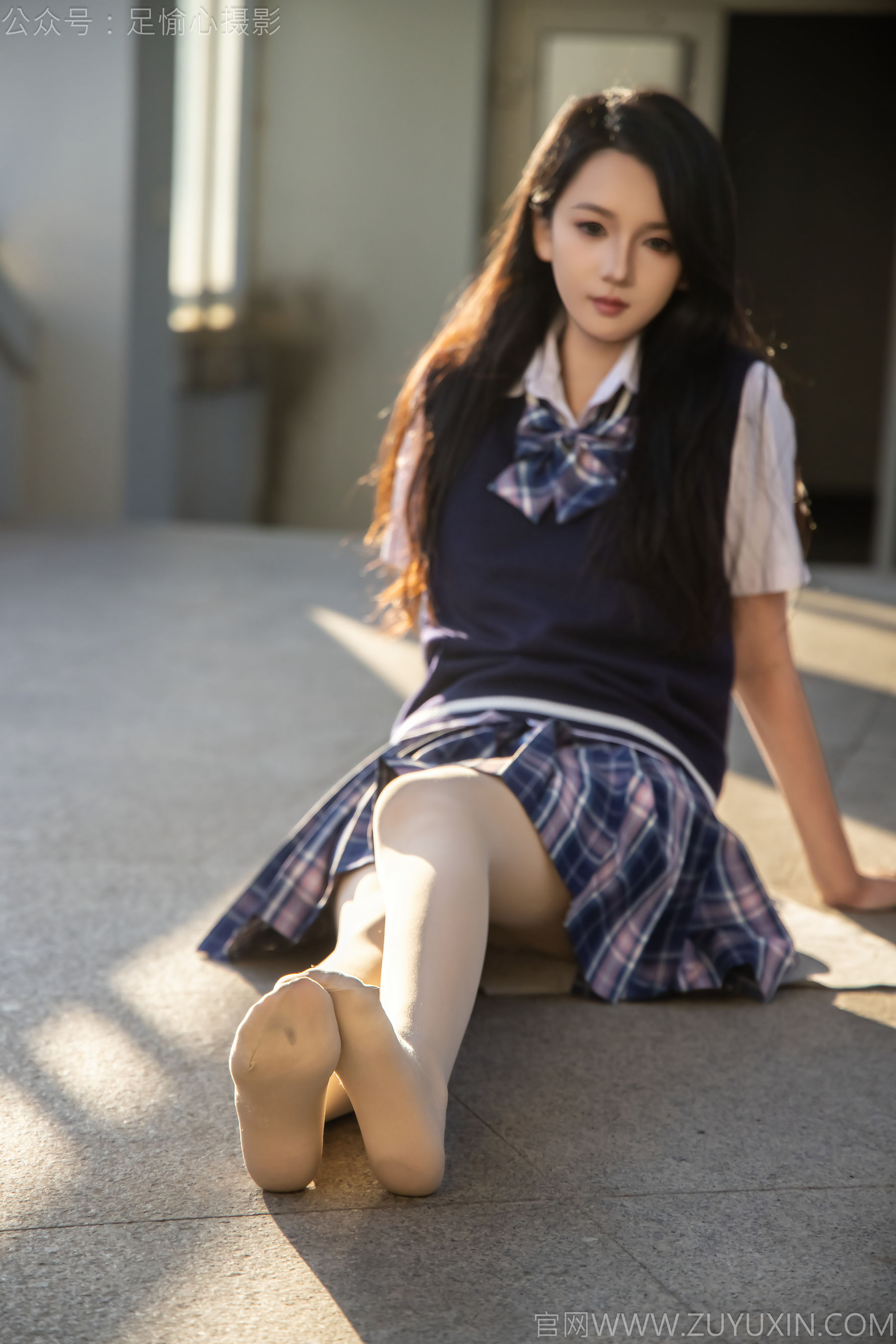 足愉心 No.019 果酱 （搭配：JK制服、小皮鞋、黑色丝袜、肉色打底裤）/(109P)