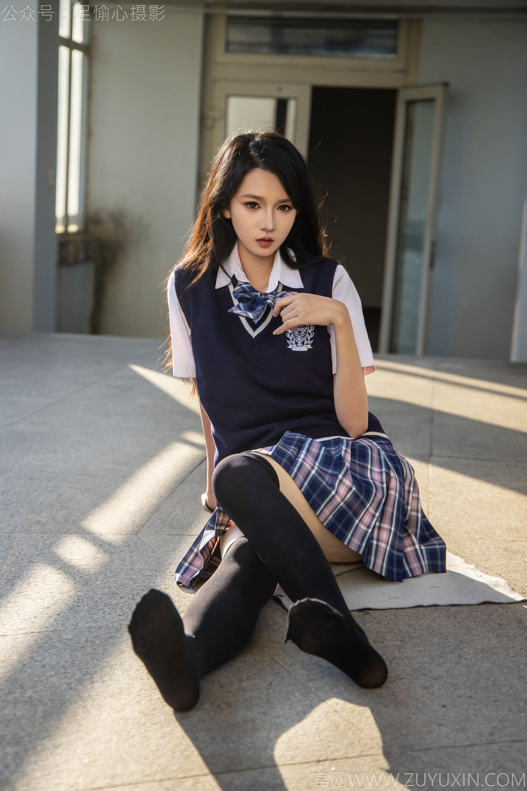 足愉心 No.019 果酱 （搭配：JK制服、小皮鞋、黑色丝袜、肉色打底裤）/(109P)