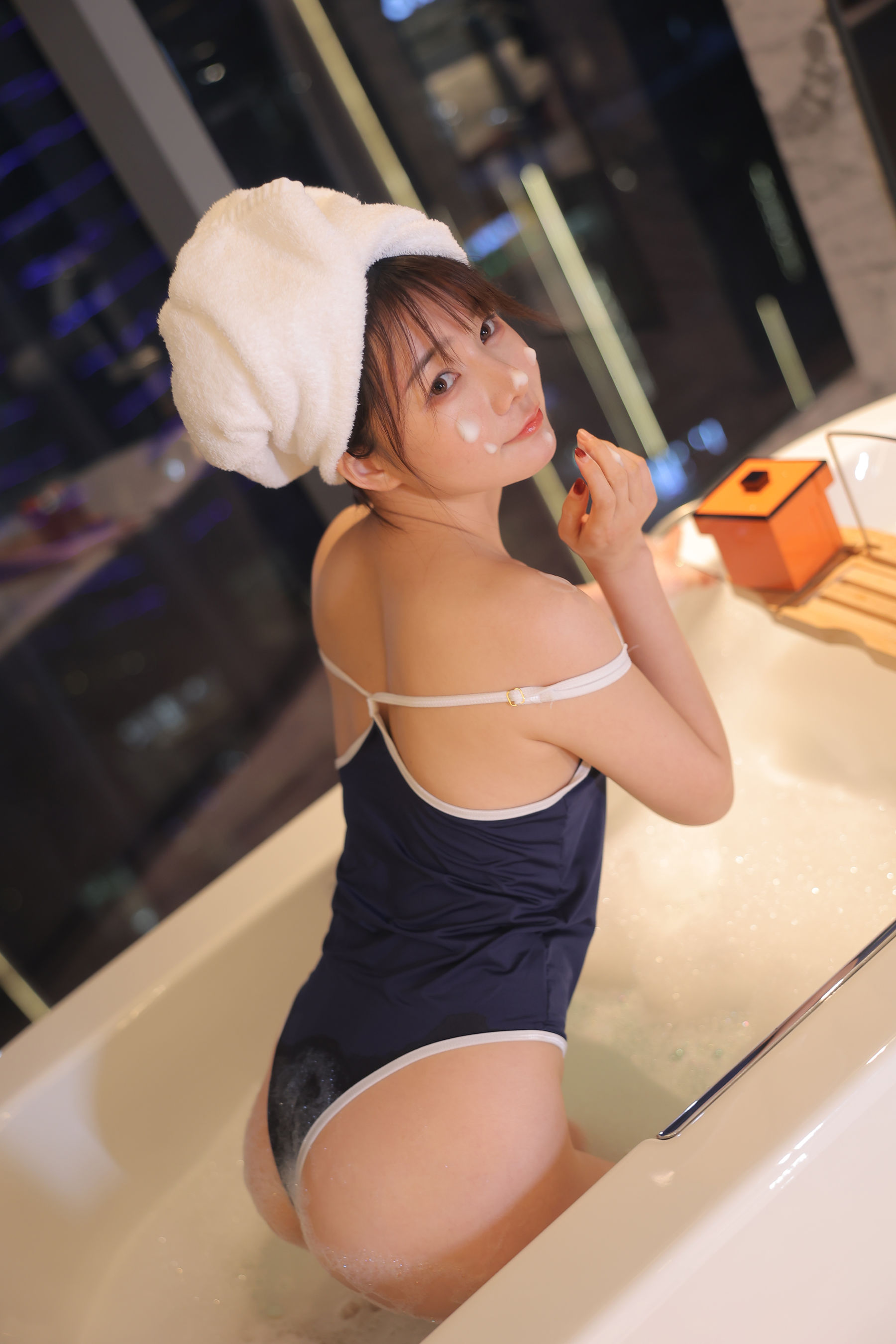 绾绾么 - 泡泡浴/(503P)