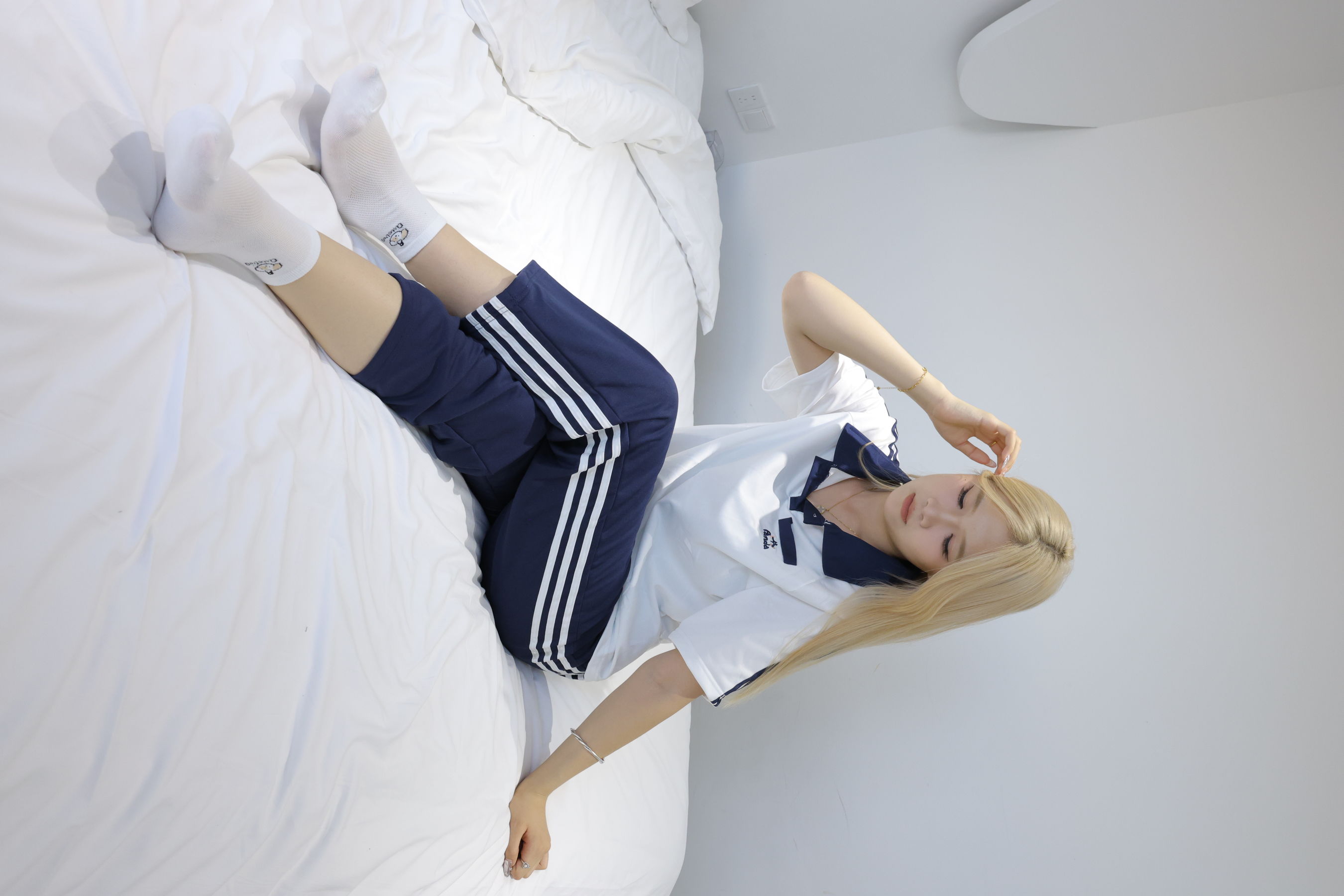 绮梦摄影 2024.09.12 No.022 栗子 珍藏无修无水印版/(385P)