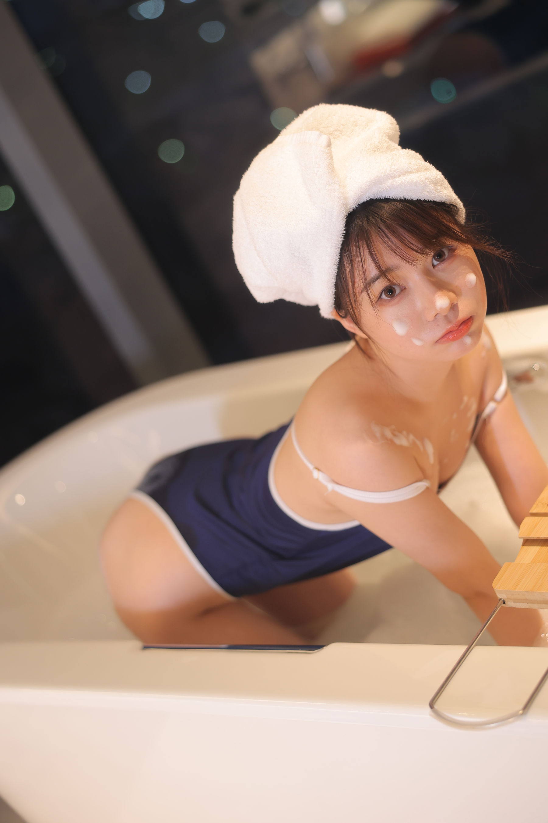 绾绾么 - 泡泡浴/(503P)