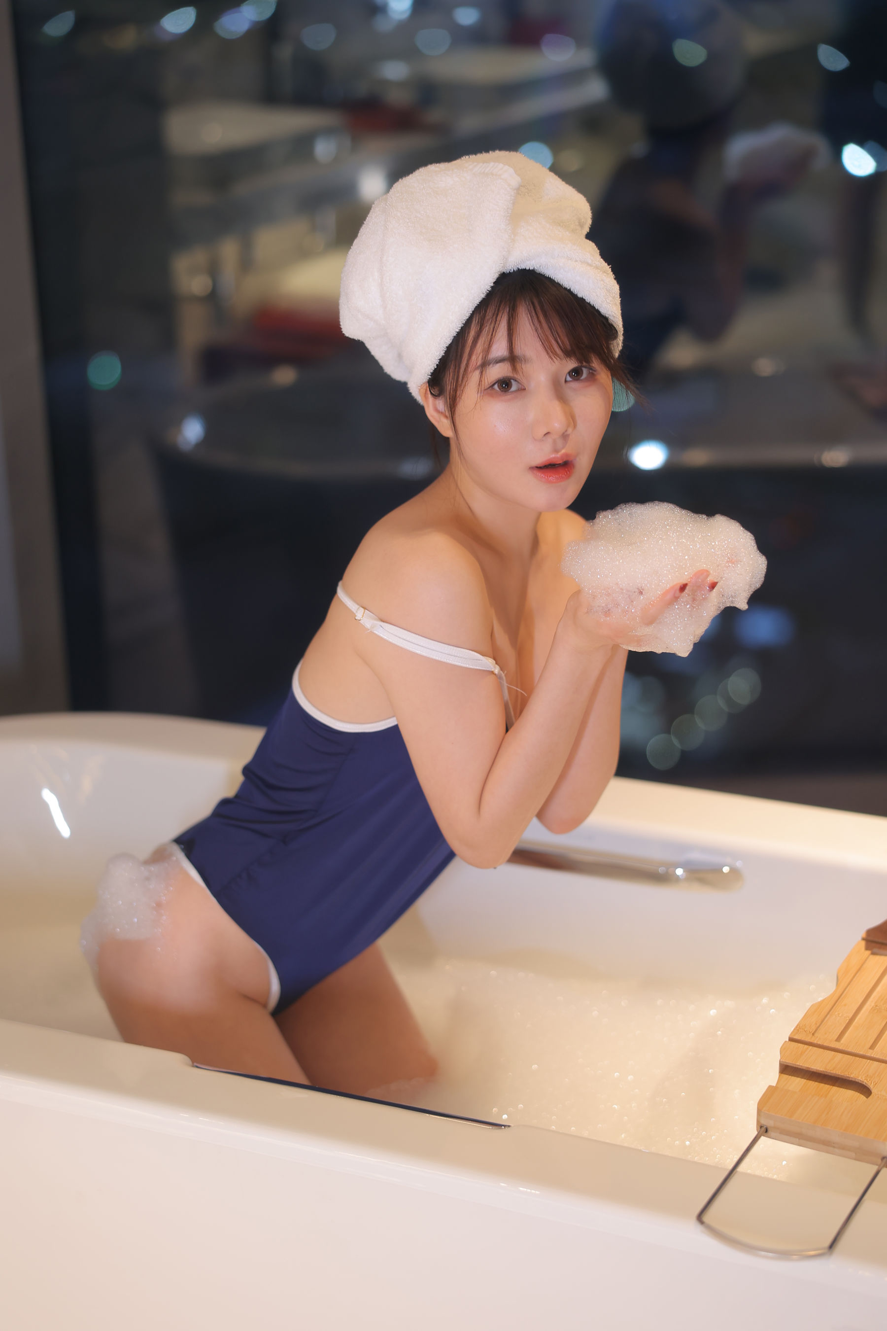 绾绾么 - 泡泡浴/(503P)