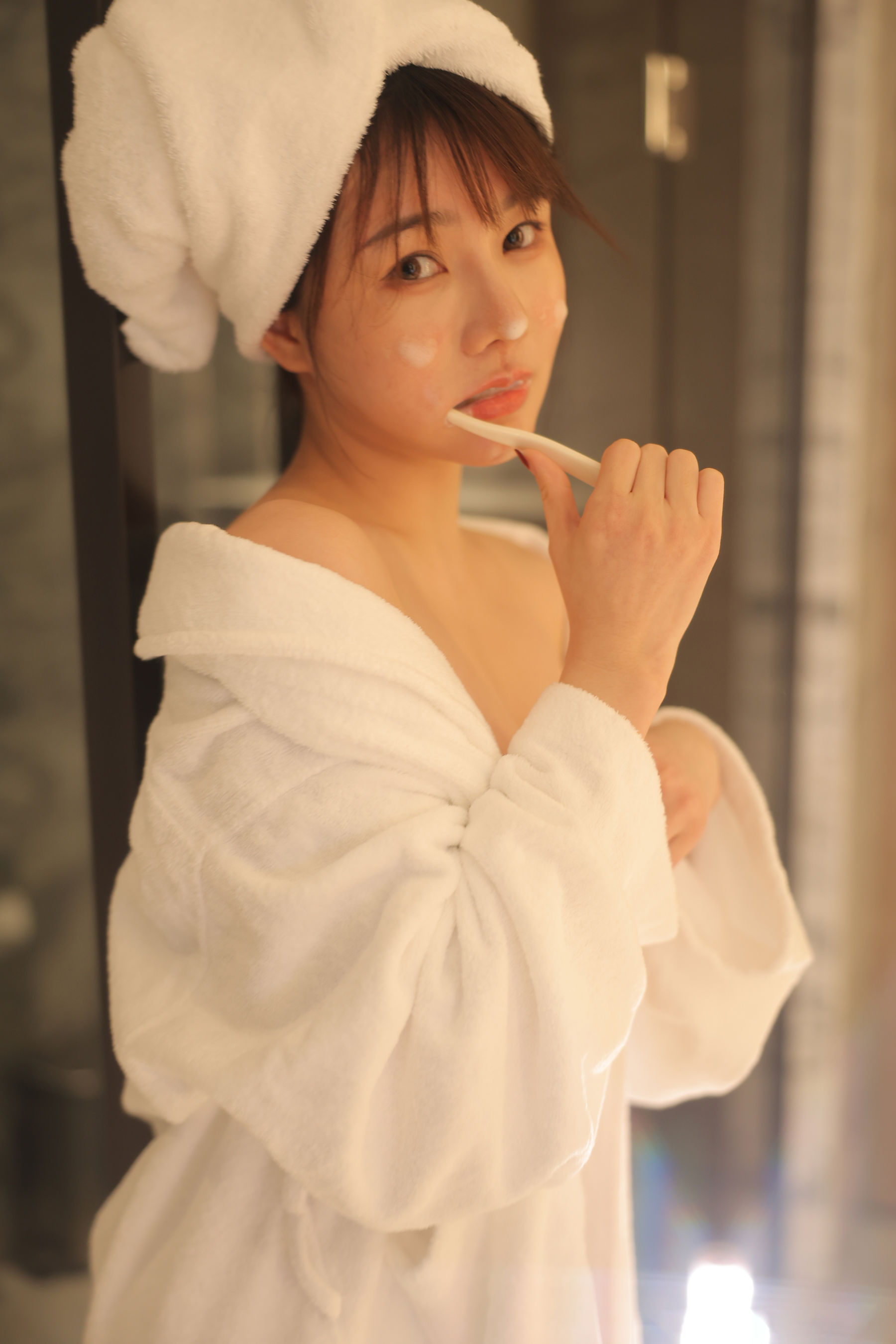 绾绾么 - 泡泡浴/(503P)