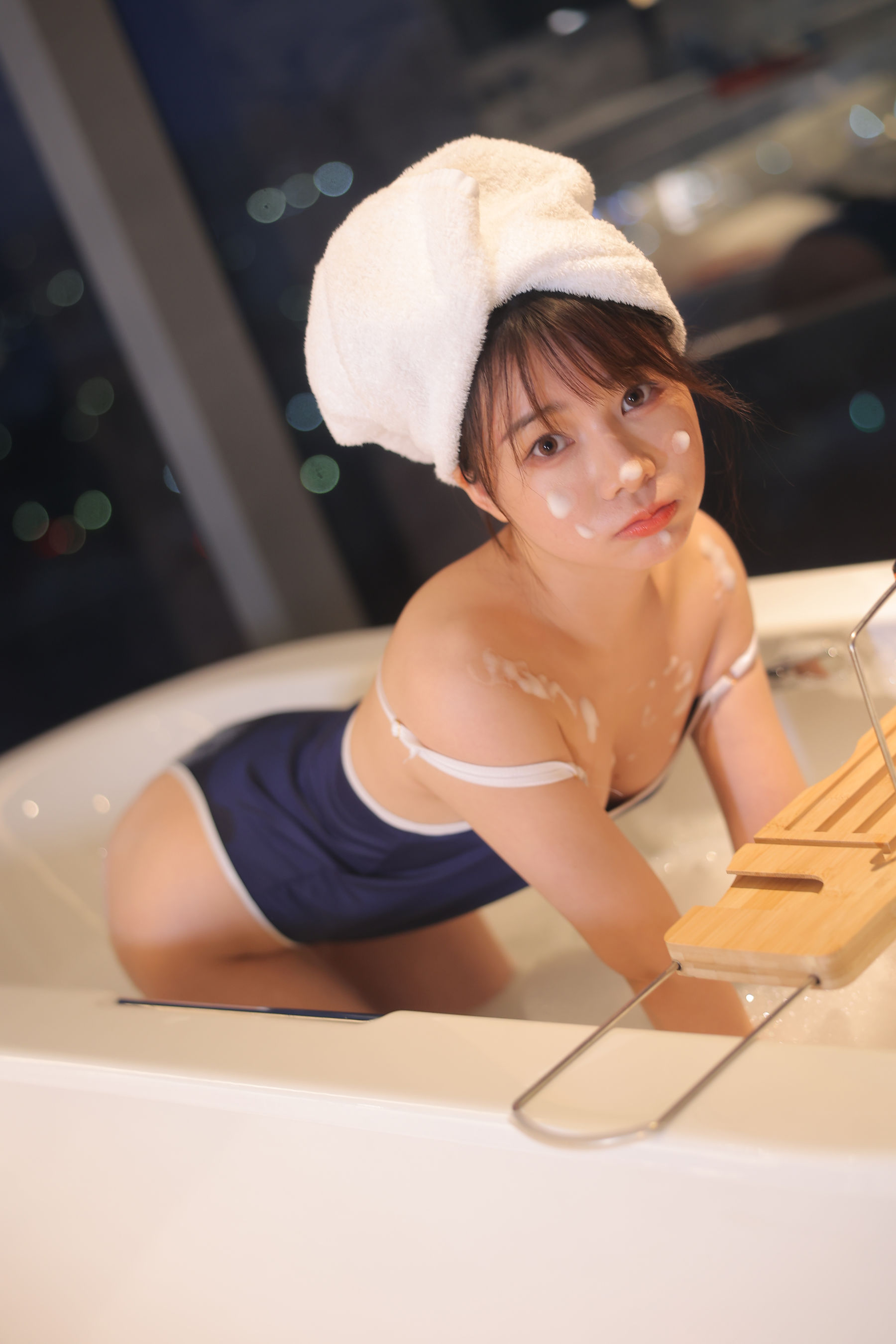 绾绾么 - 泡泡浴/(503P)