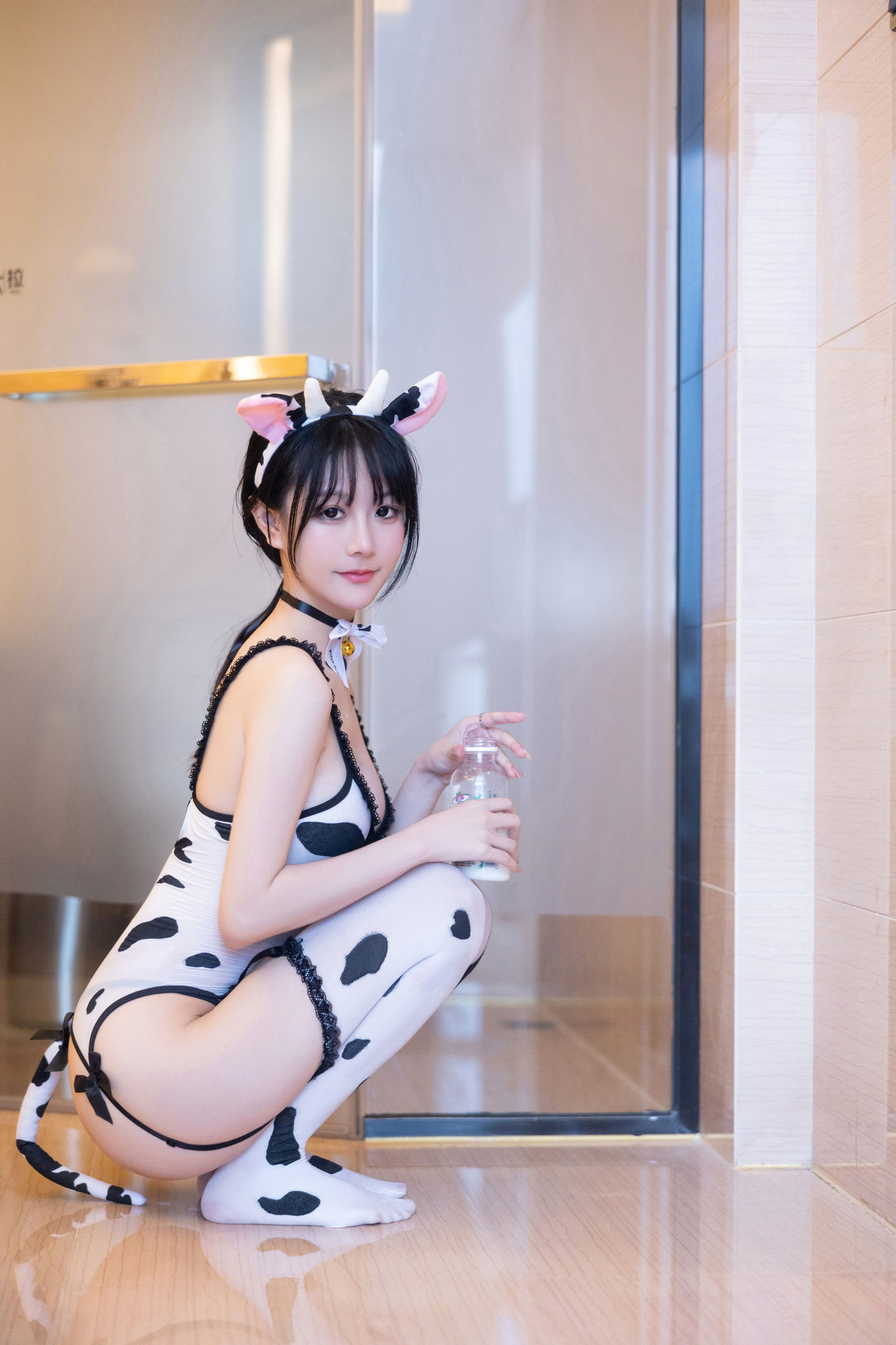 谢小蒽 小奶牛写真/(97P)