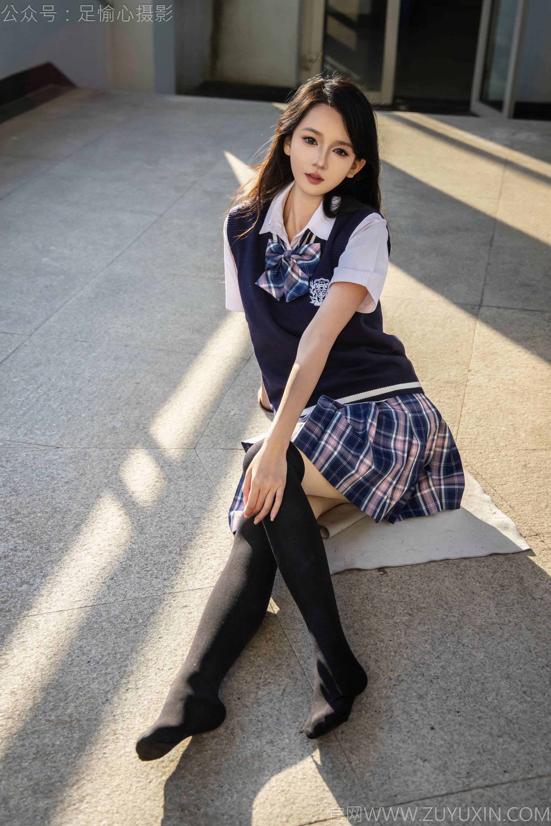 足愉心 No.019 果酱 （搭配：JK制服、小皮鞋、黑色丝袜、肉色打底裤）/(109P)