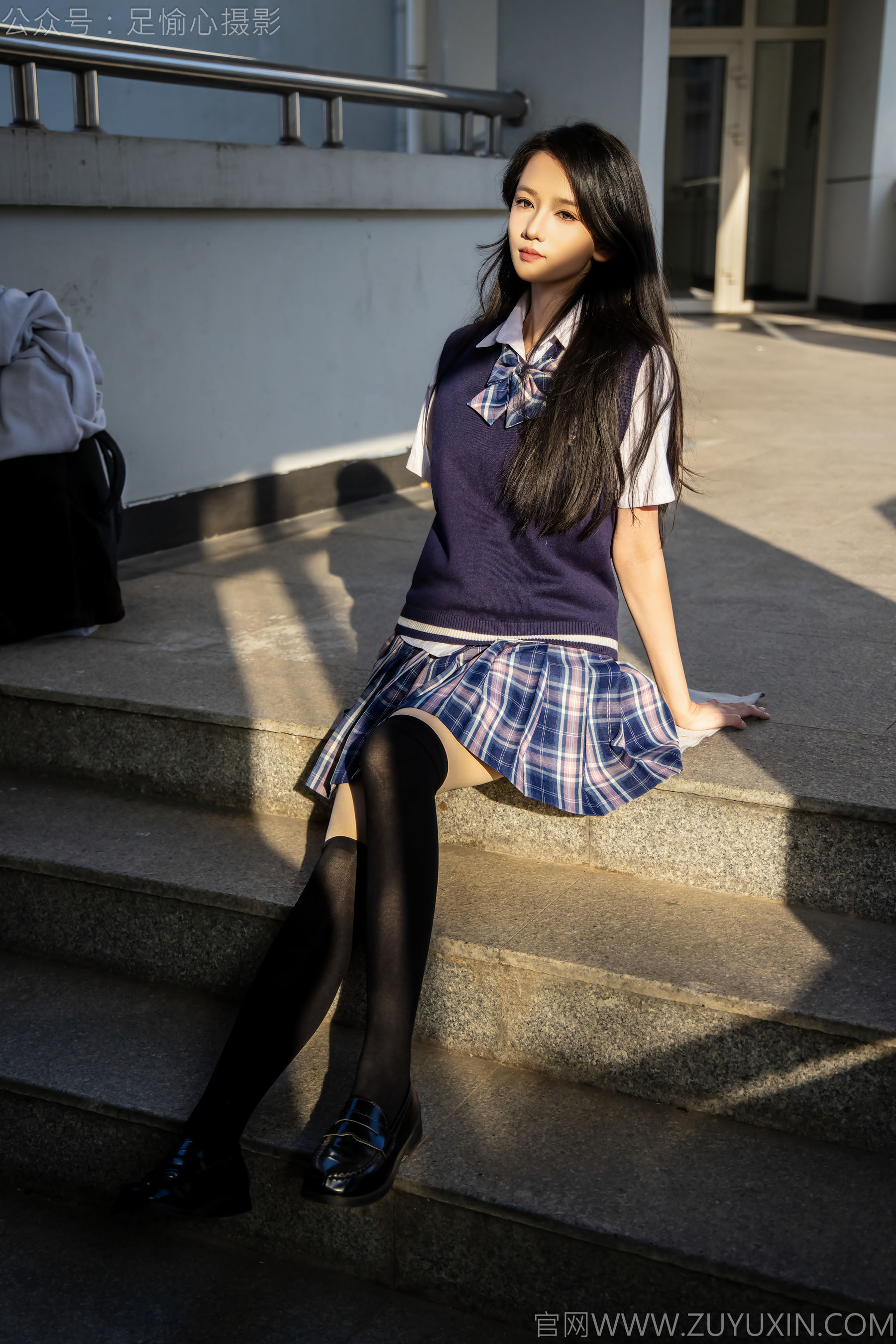 足愉心 No.019 果酱 （搭配：JK制服、小皮鞋、黑色丝袜、肉色打底裤）/(109P)