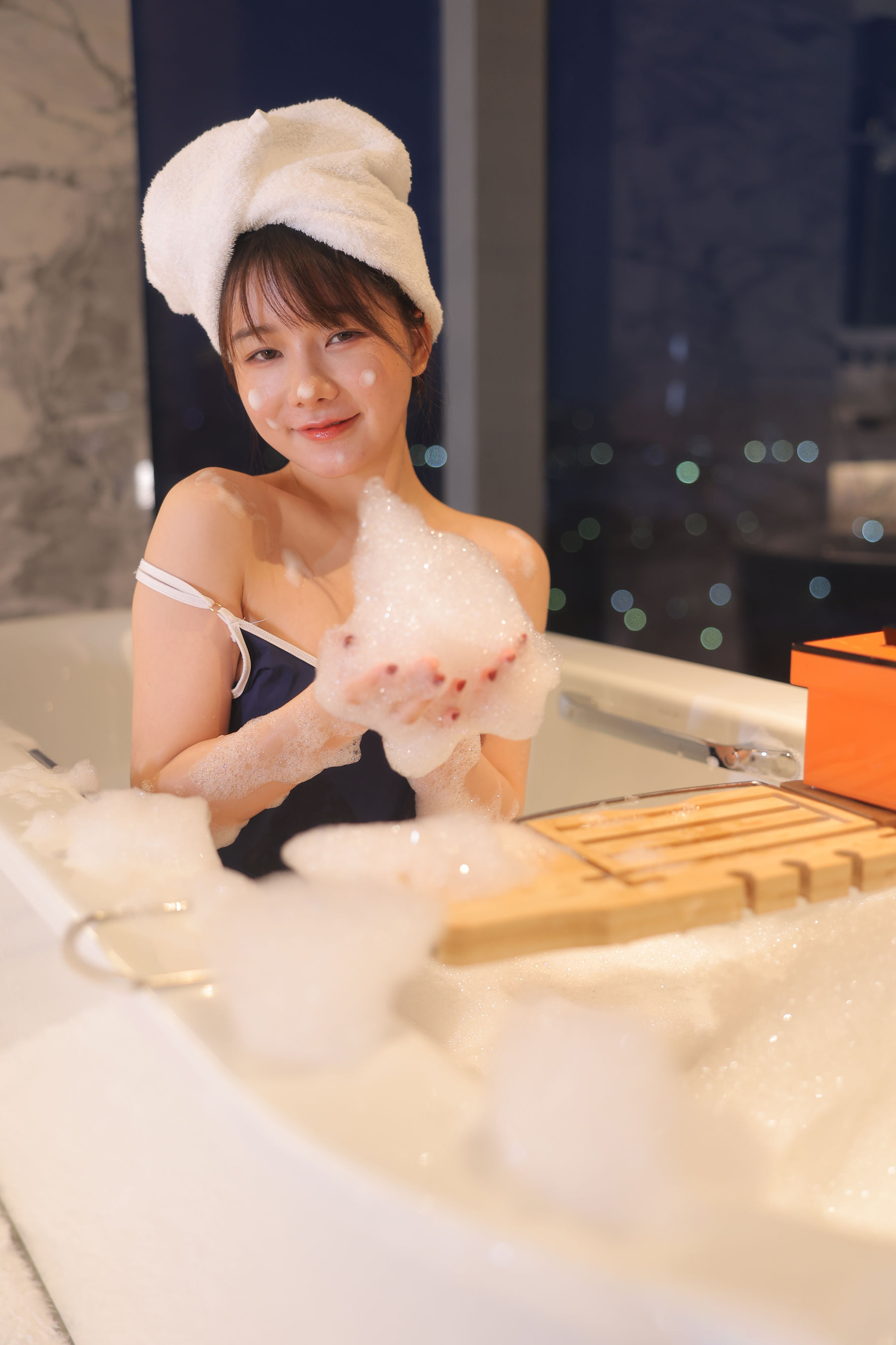 绾绾么 - 泡泡浴/(503P)