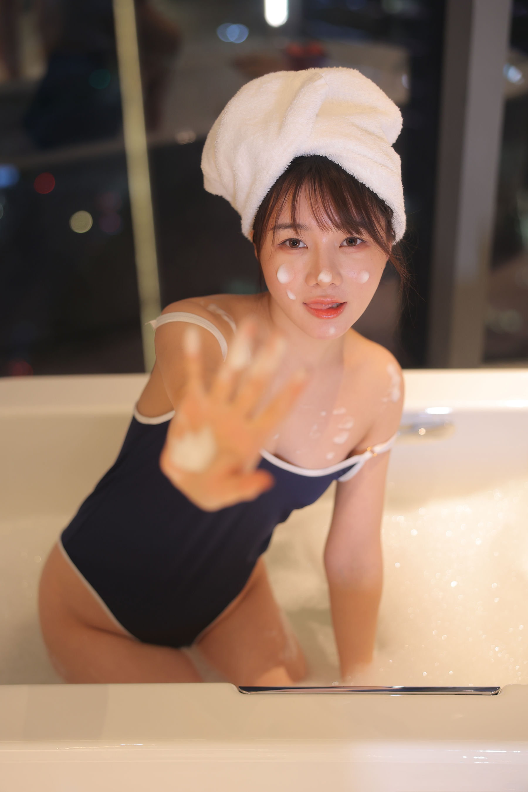 绾绾么 - 泡泡浴/(503P)