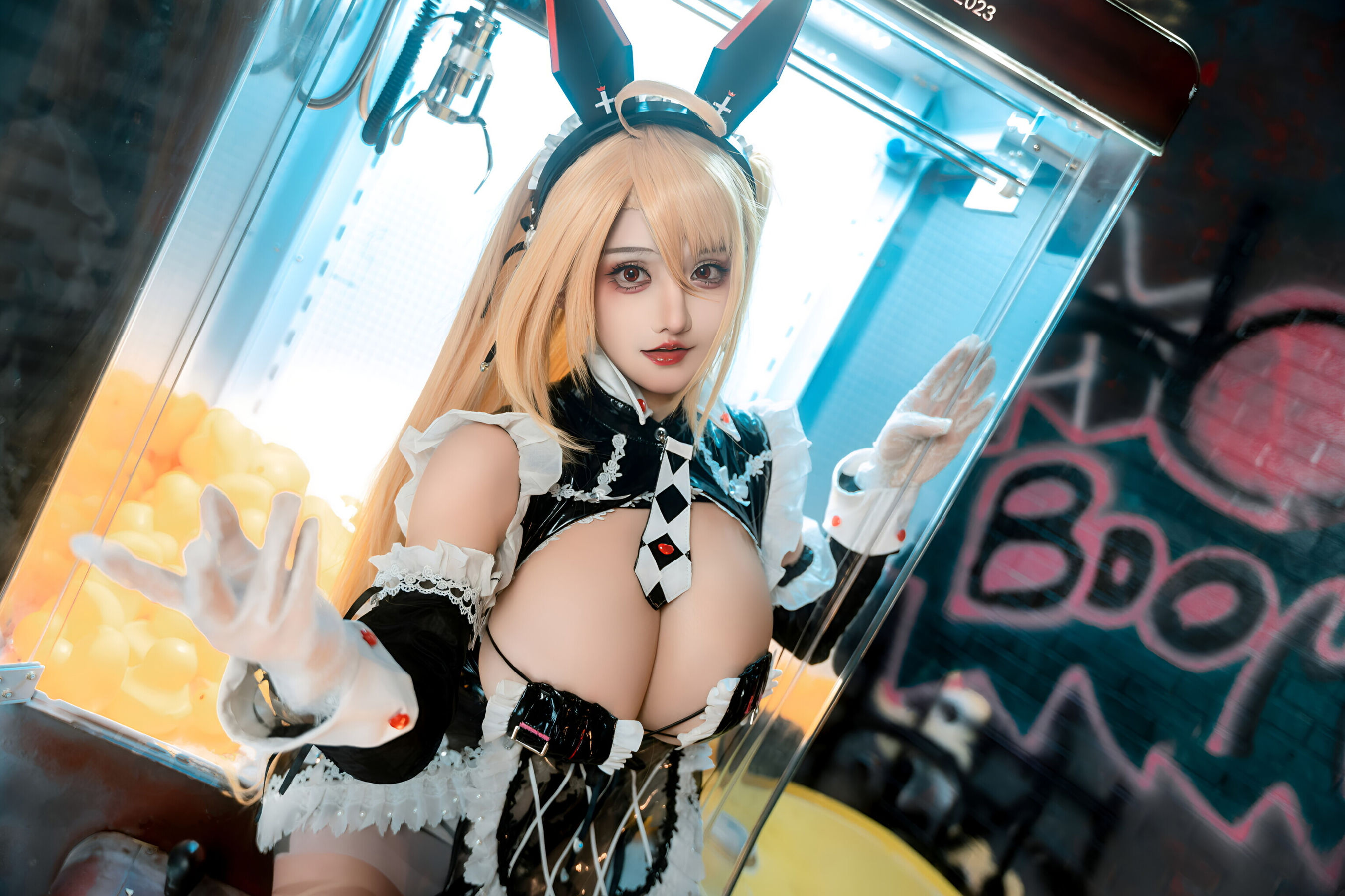 虎牙古阿扎 - 交错战线 咎瓦尤斯女仆/(60P)