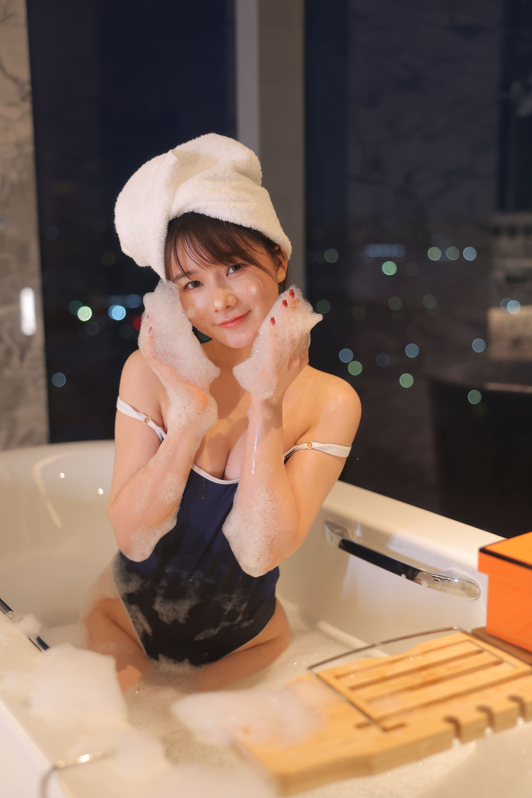 绾绾么 - 泡泡浴/(503P)