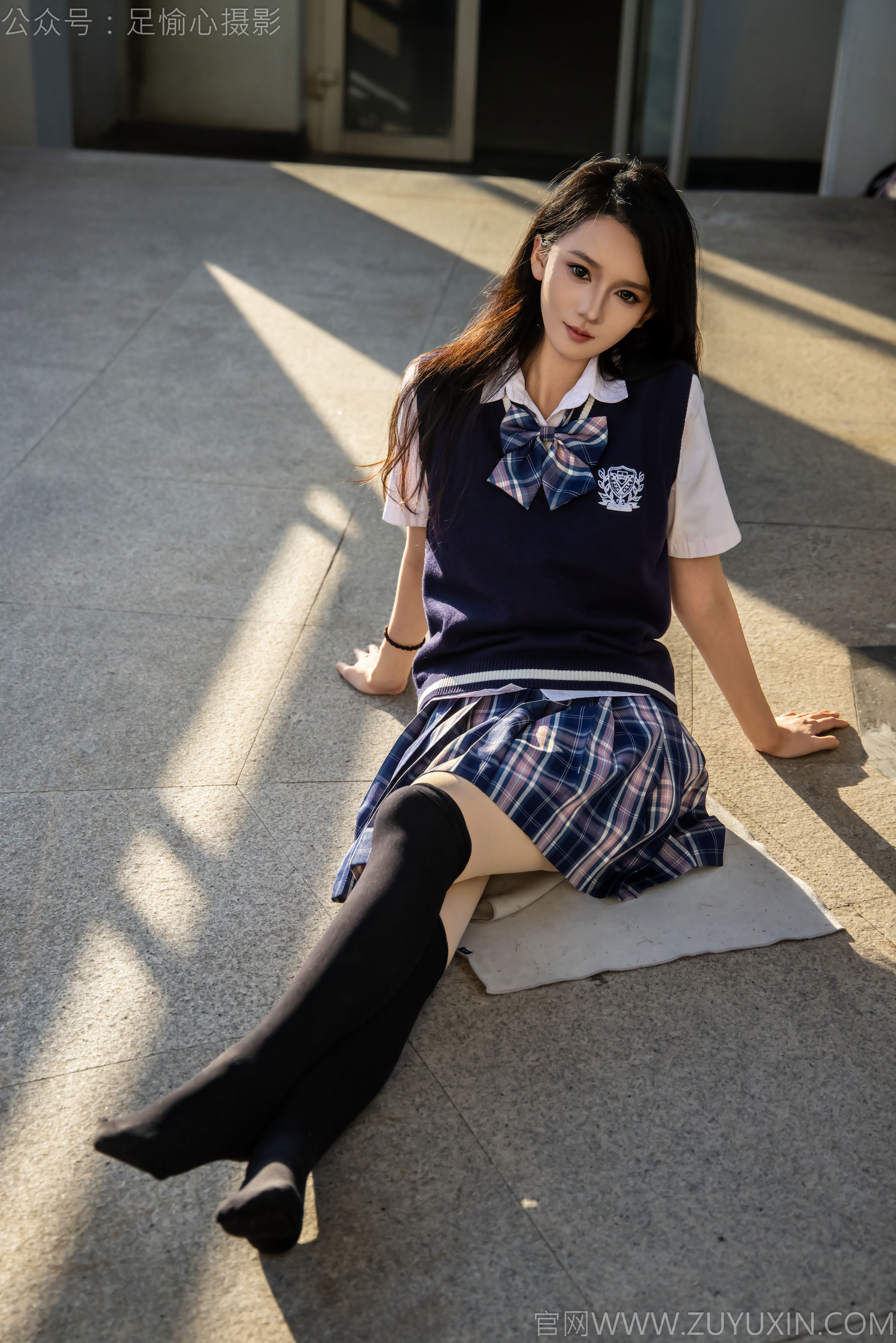 足愉心 No.019 果酱 （搭配：JK制服、小皮鞋、黑色丝袜、肉色打底裤）/(109P)