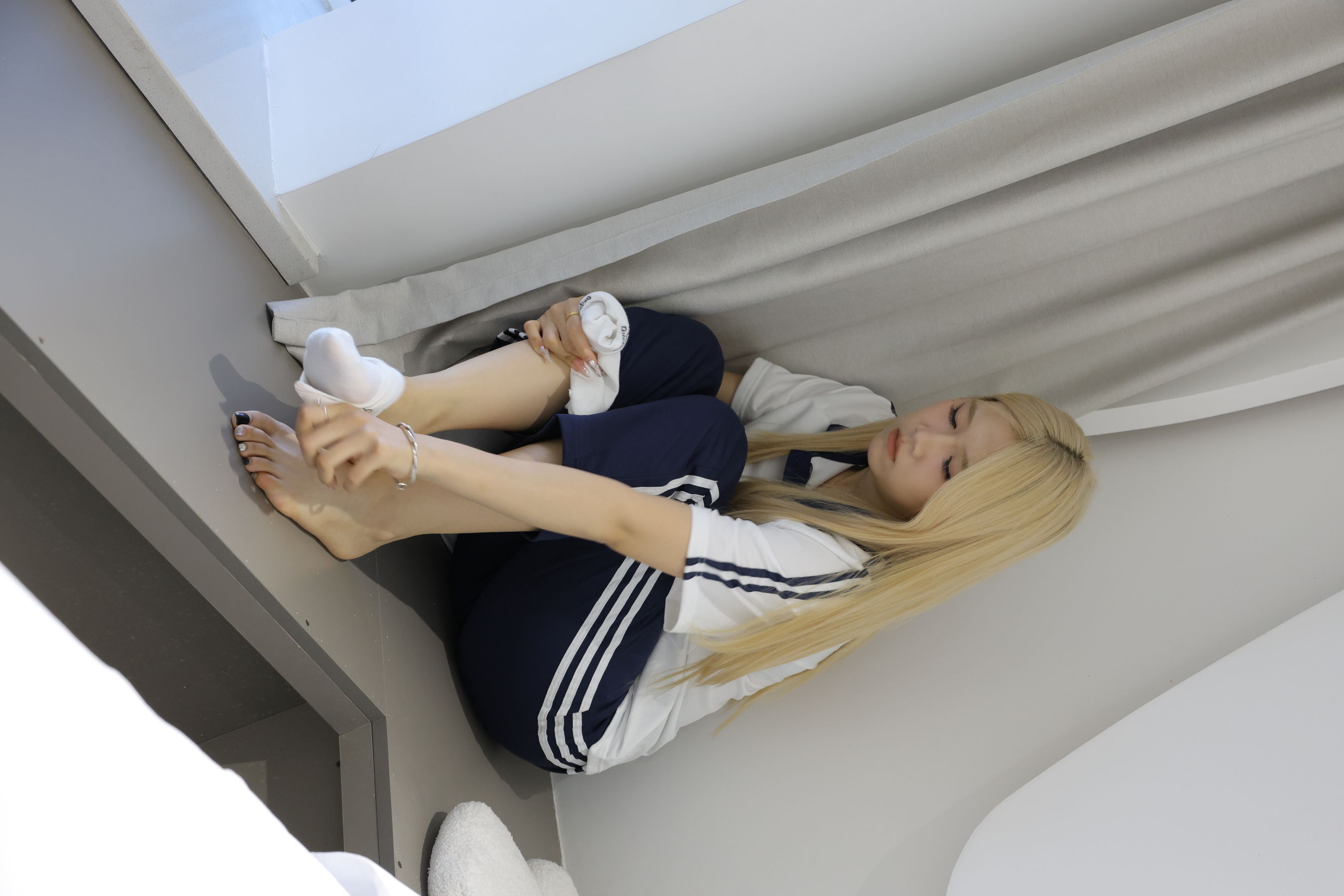 绮梦摄影 2024.09.12 No.022 栗子 珍藏无修无水印版/(385P)