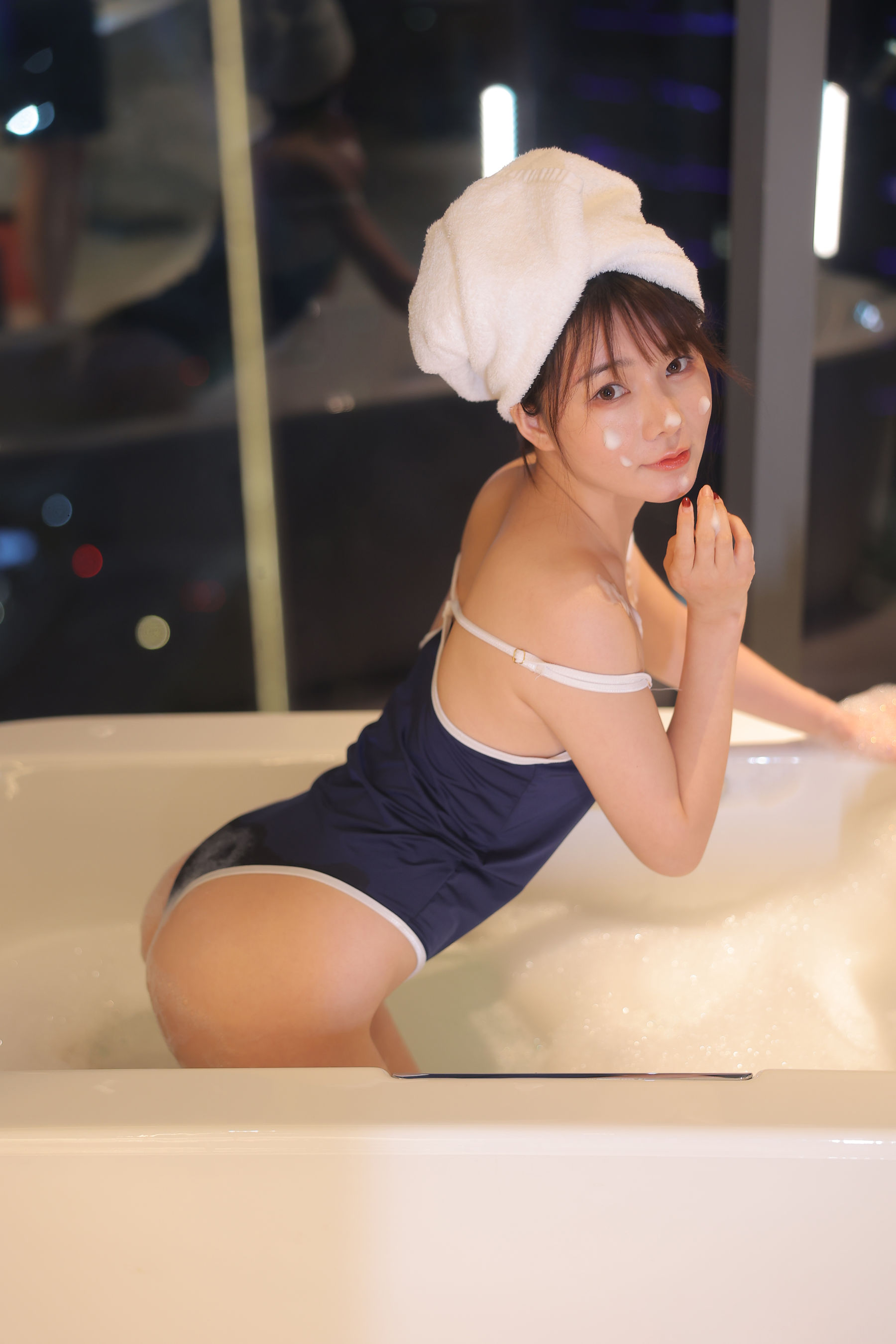 绾绾么 - 泡泡浴/(503P)