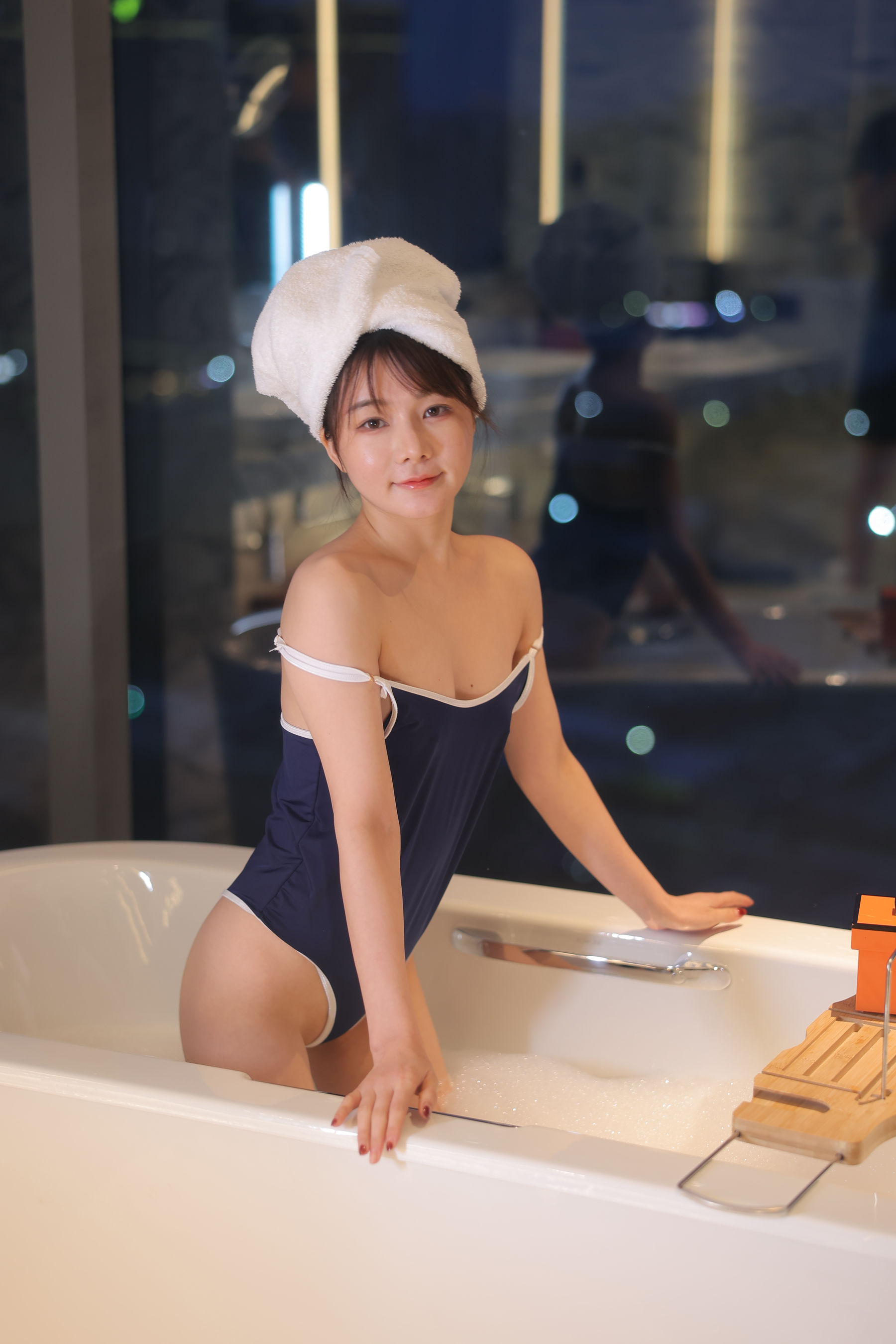 绾绾么 - 泡泡浴/(503P)