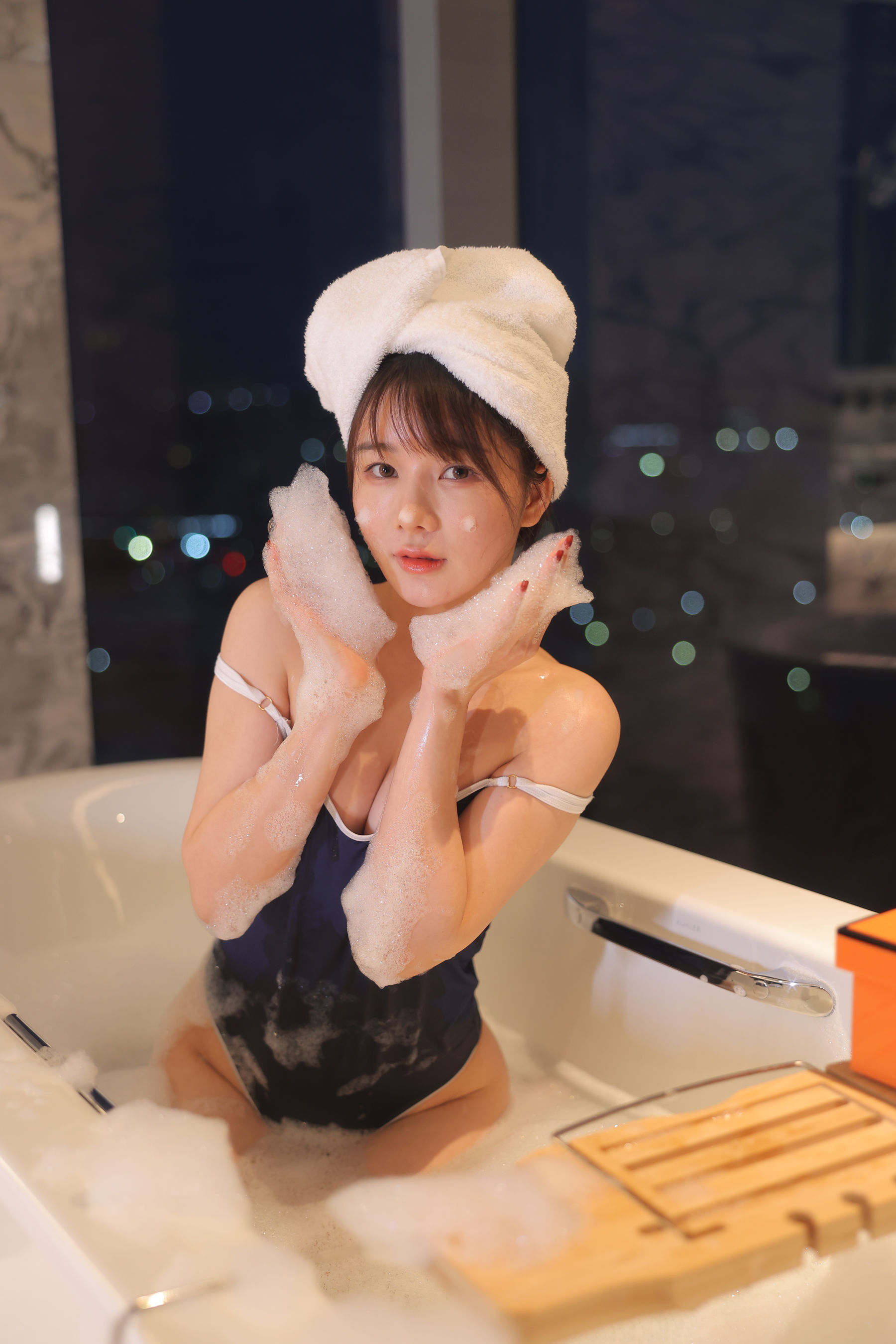 绾绾么 - 泡泡浴/(503P)