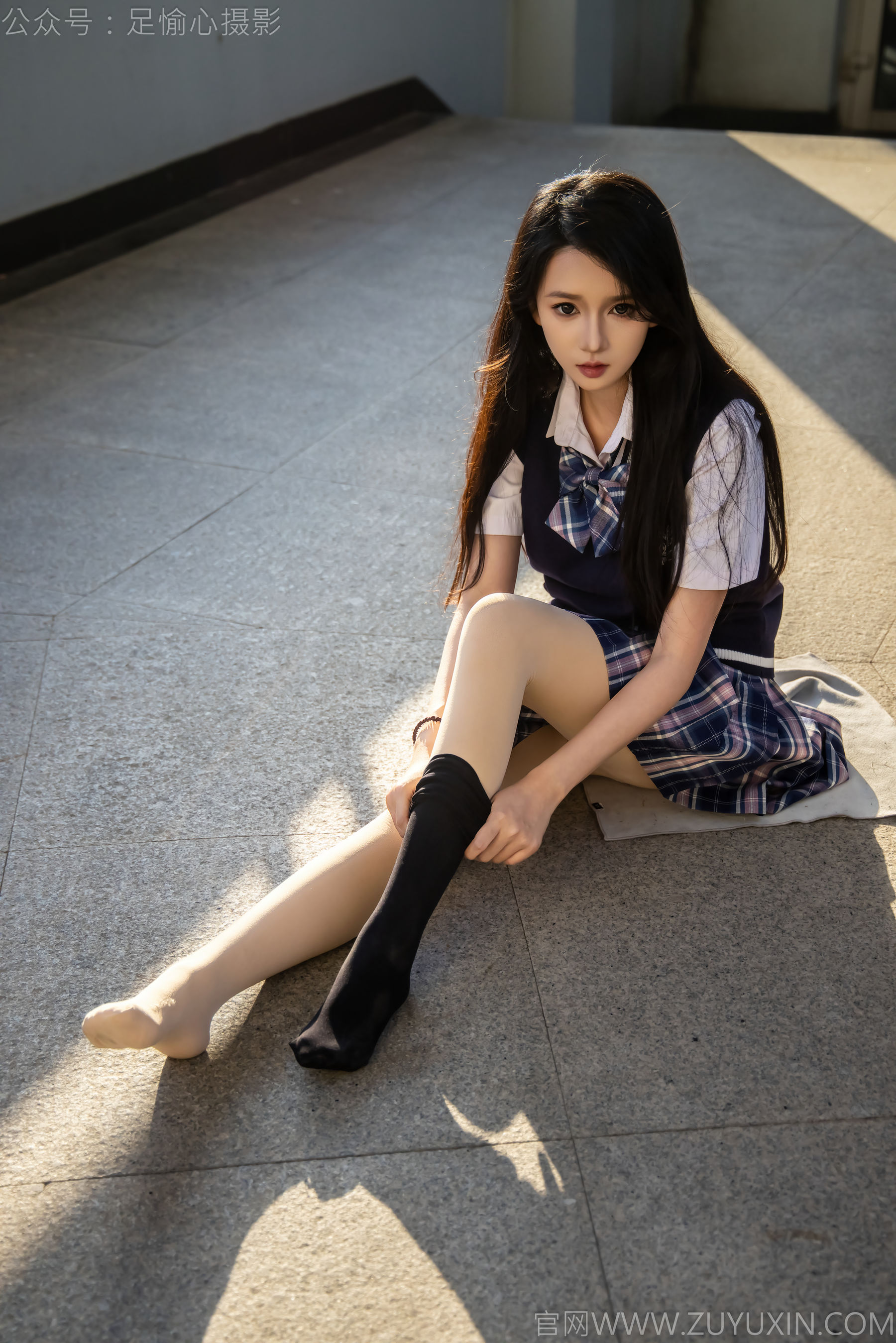 足愉心 No.019 果酱 （搭配：JK制服、小皮鞋、黑色丝袜、肉色打底裤）/(109P)