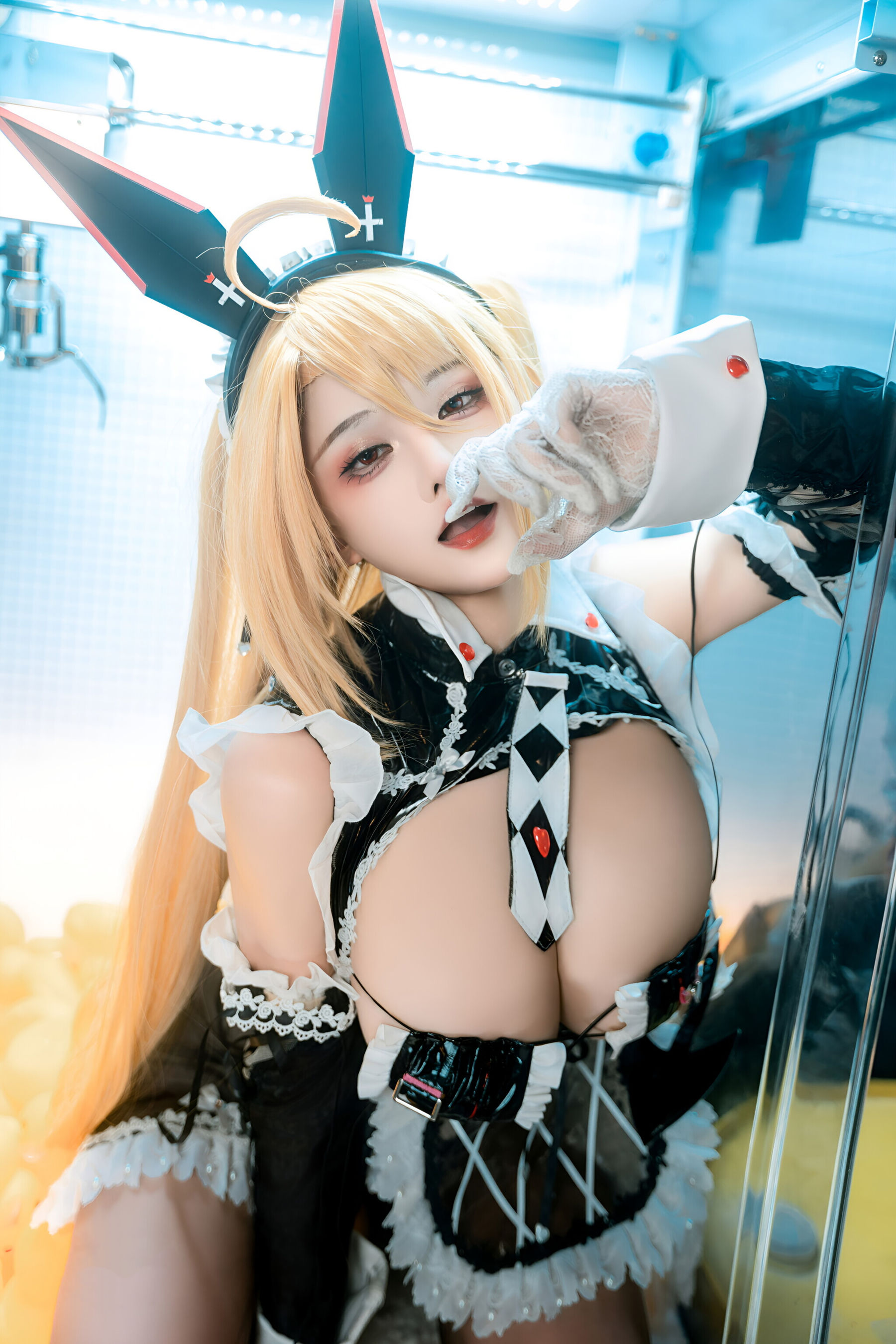 虎牙古阿扎 - 交错战线 咎瓦尤斯女仆/(60P)