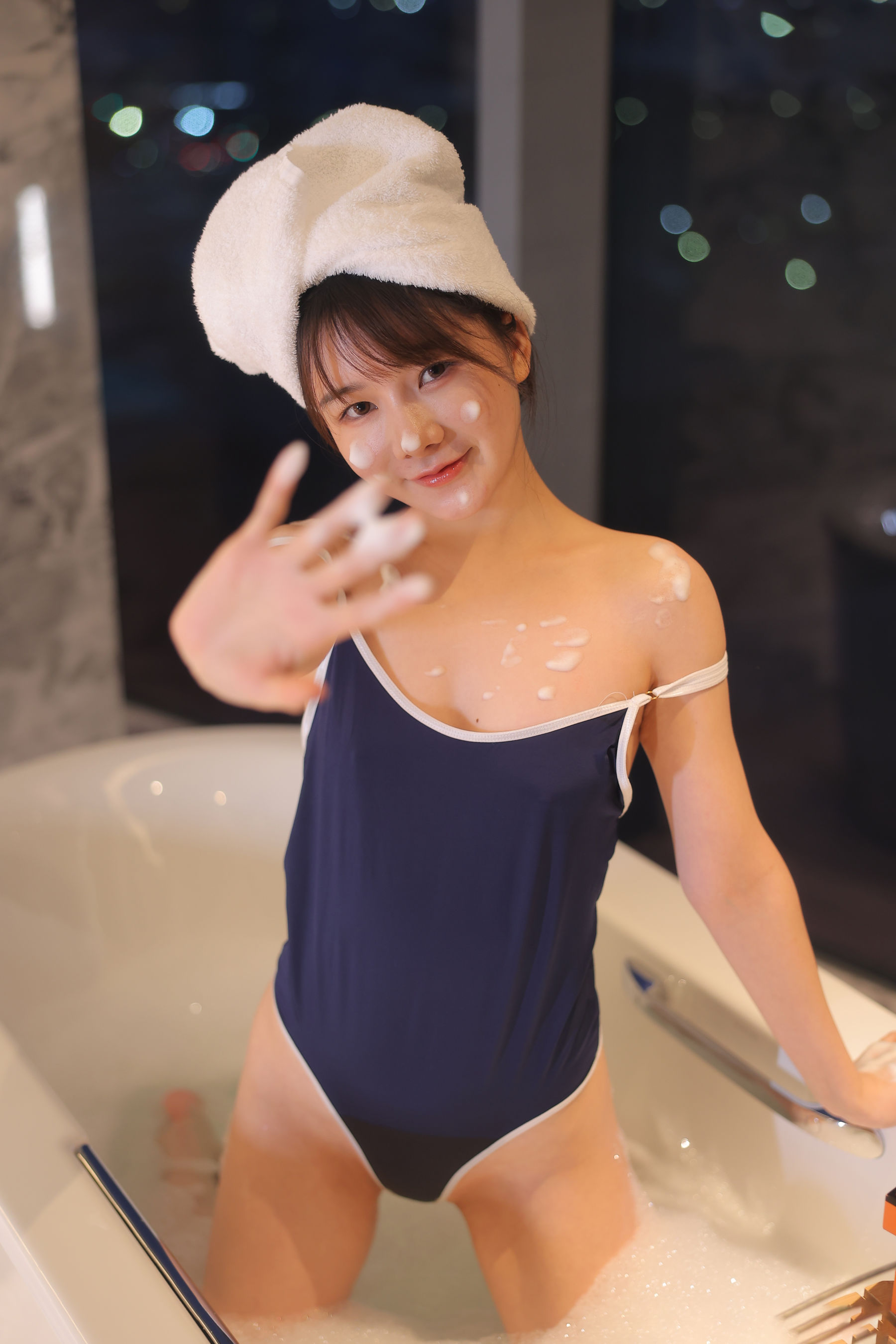 绾绾么 - 泡泡浴/(503P)