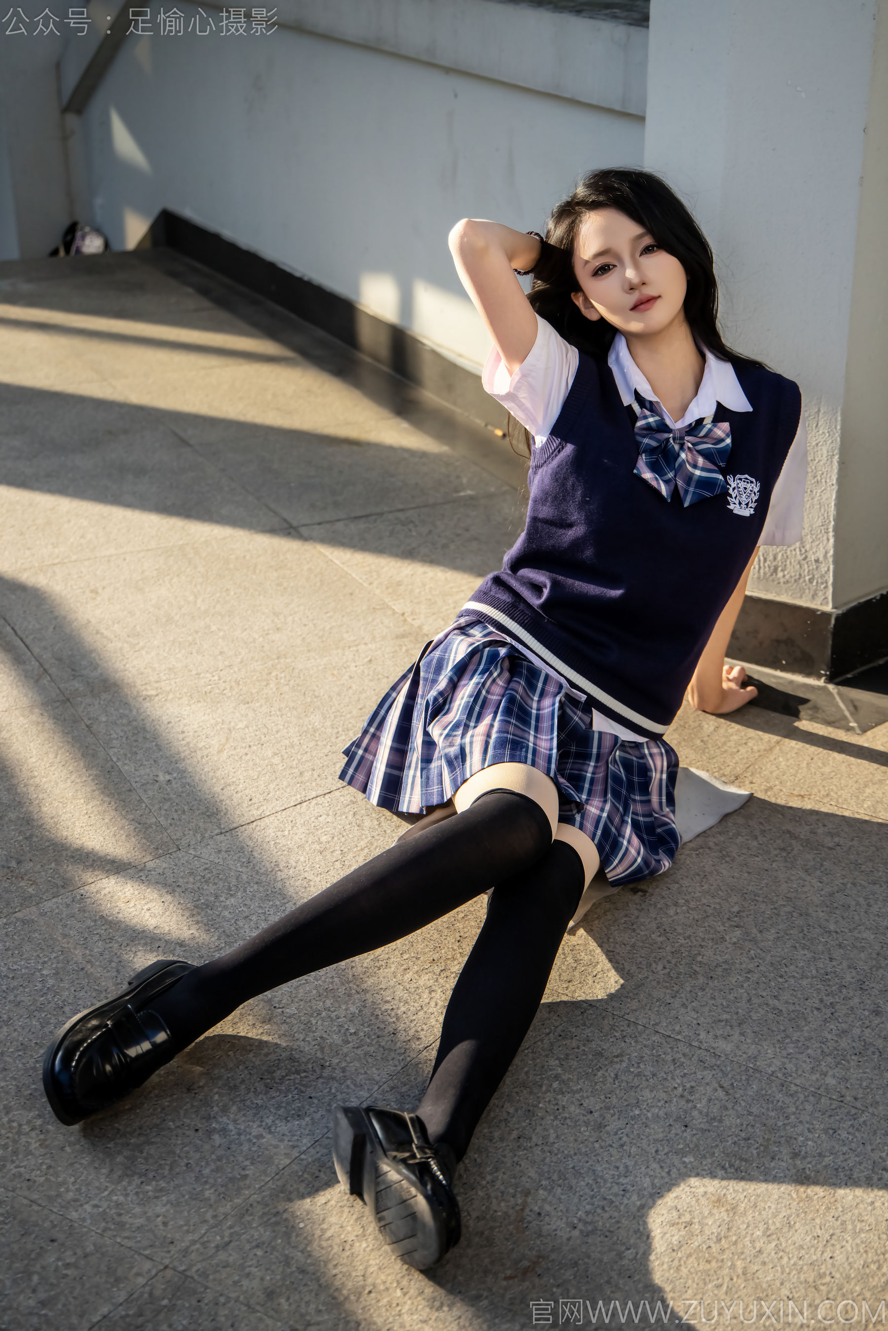 足愉心 No.019 果酱 （搭配：JK制服、小皮鞋、黑色丝袜、肉色打底裤）/(109P)