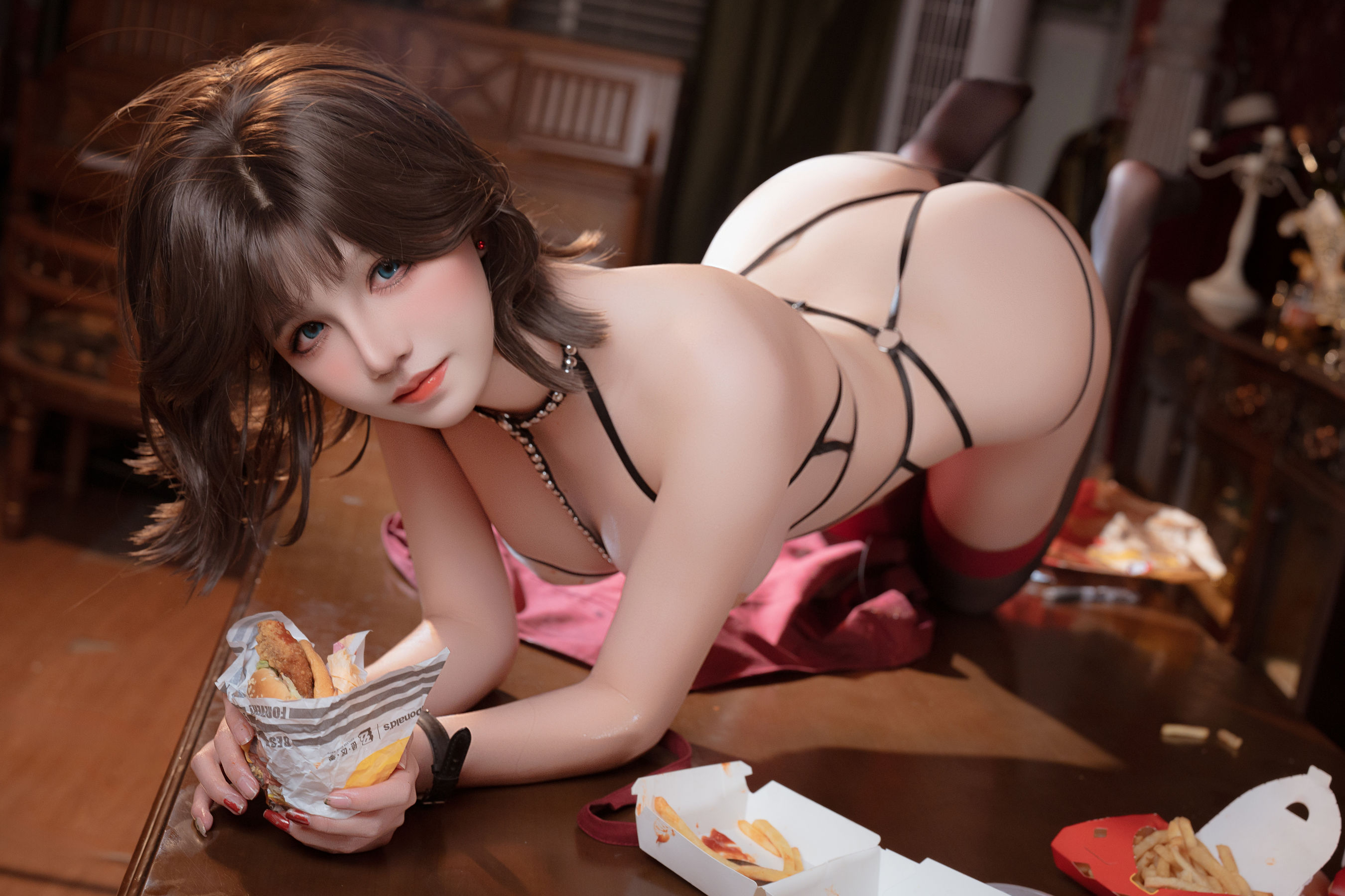 鬼马少女阿薰kaOri - 围裙下的秘密/(140P)