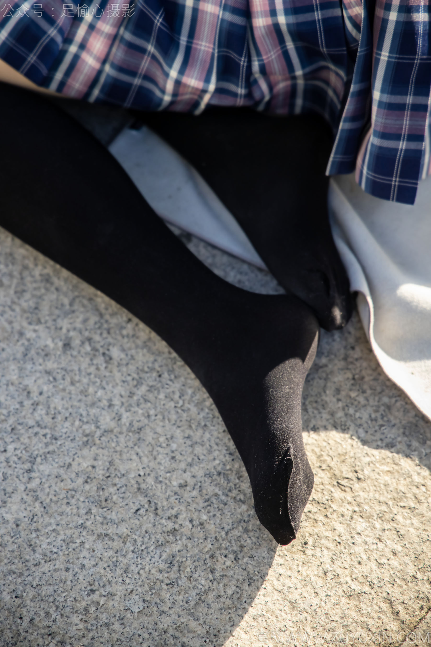 足愉心 No.019 果酱 （搭配：JK制服、小皮鞋、黑色丝袜、肉色打底裤）/(109P)