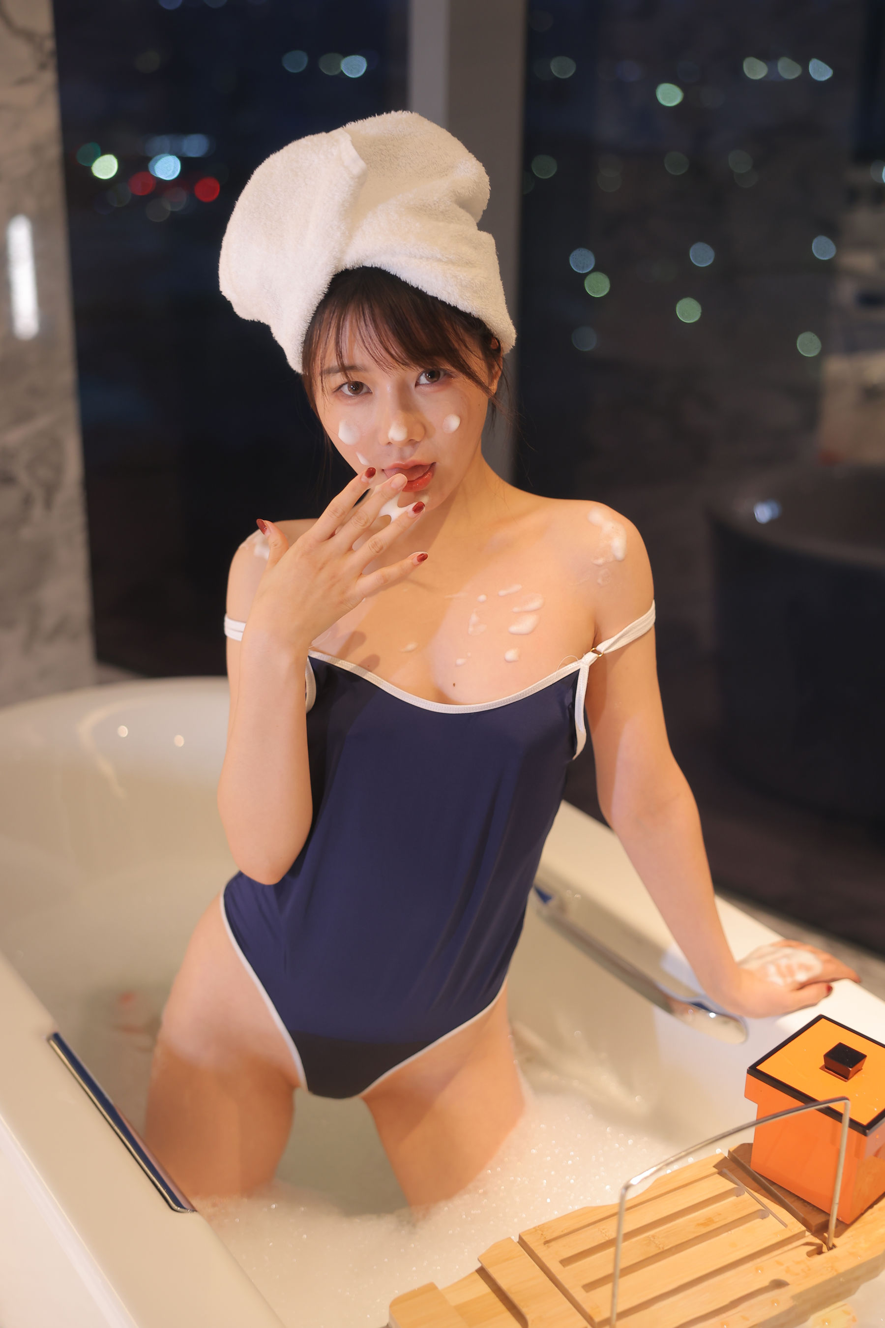 绾绾么 - 泡泡浴/(503P)