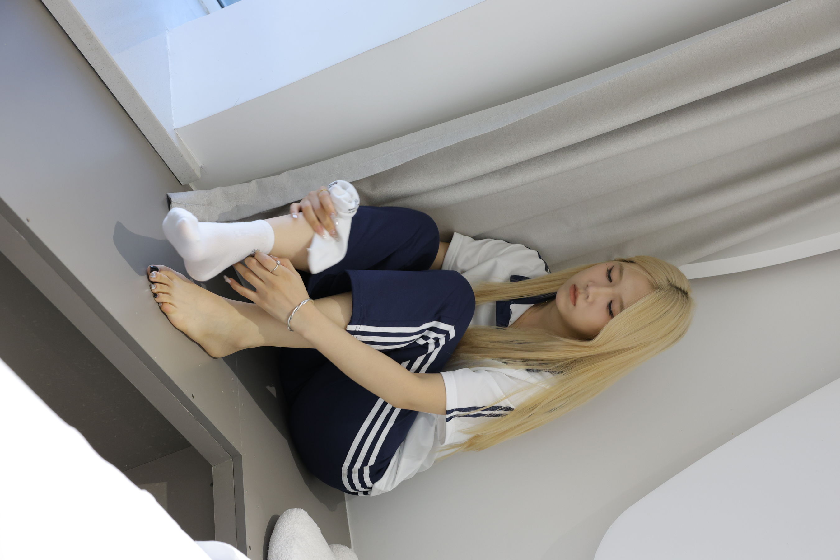 绮梦摄影 2024.09.12 No.022 栗子 珍藏无修无水印版/(385P)