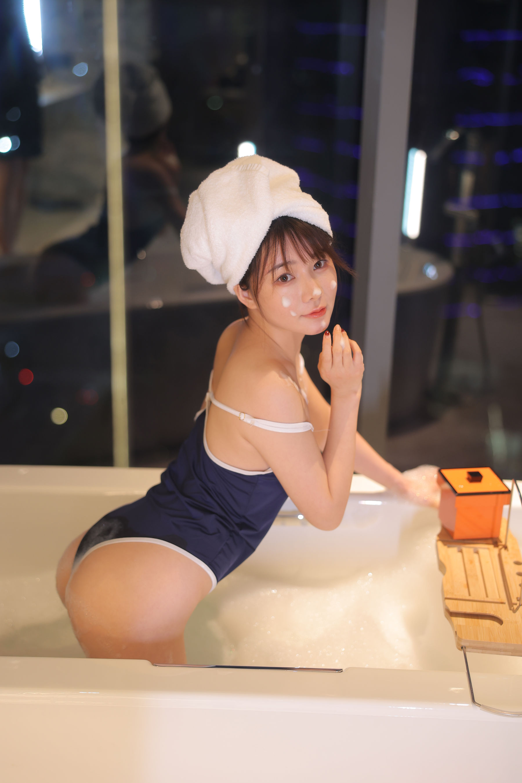 绾绾么 - 泡泡浴/(503P)