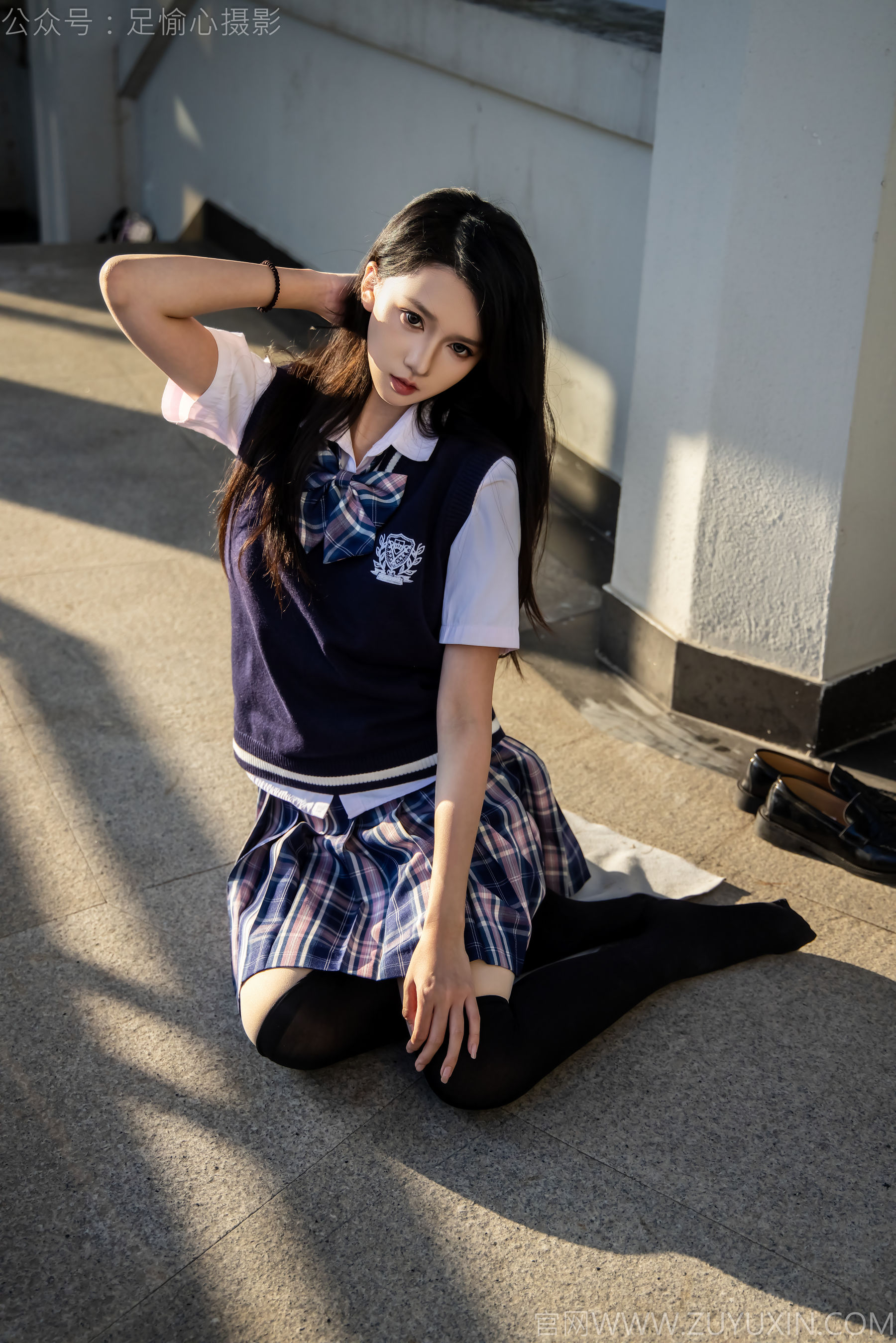 足愉心 No.019 果酱 （搭配：JK制服、小皮鞋、黑色丝袜、肉色打底裤）/(109P)